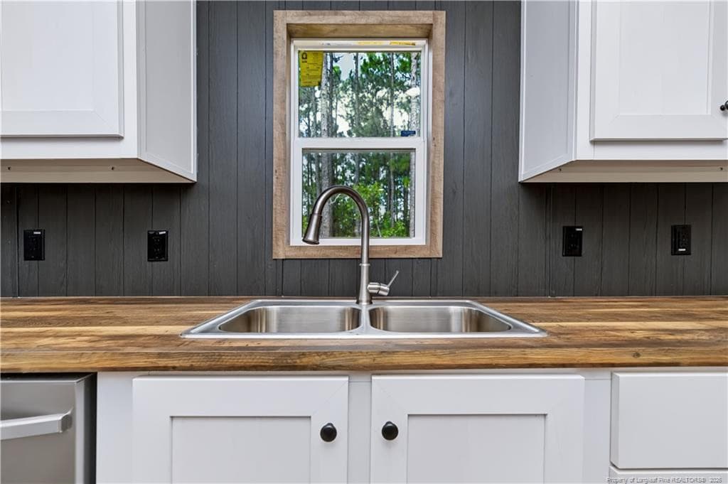 Kitchen Detail - 350 Lakeview Lane, Cameron, NC 28326, Cameron