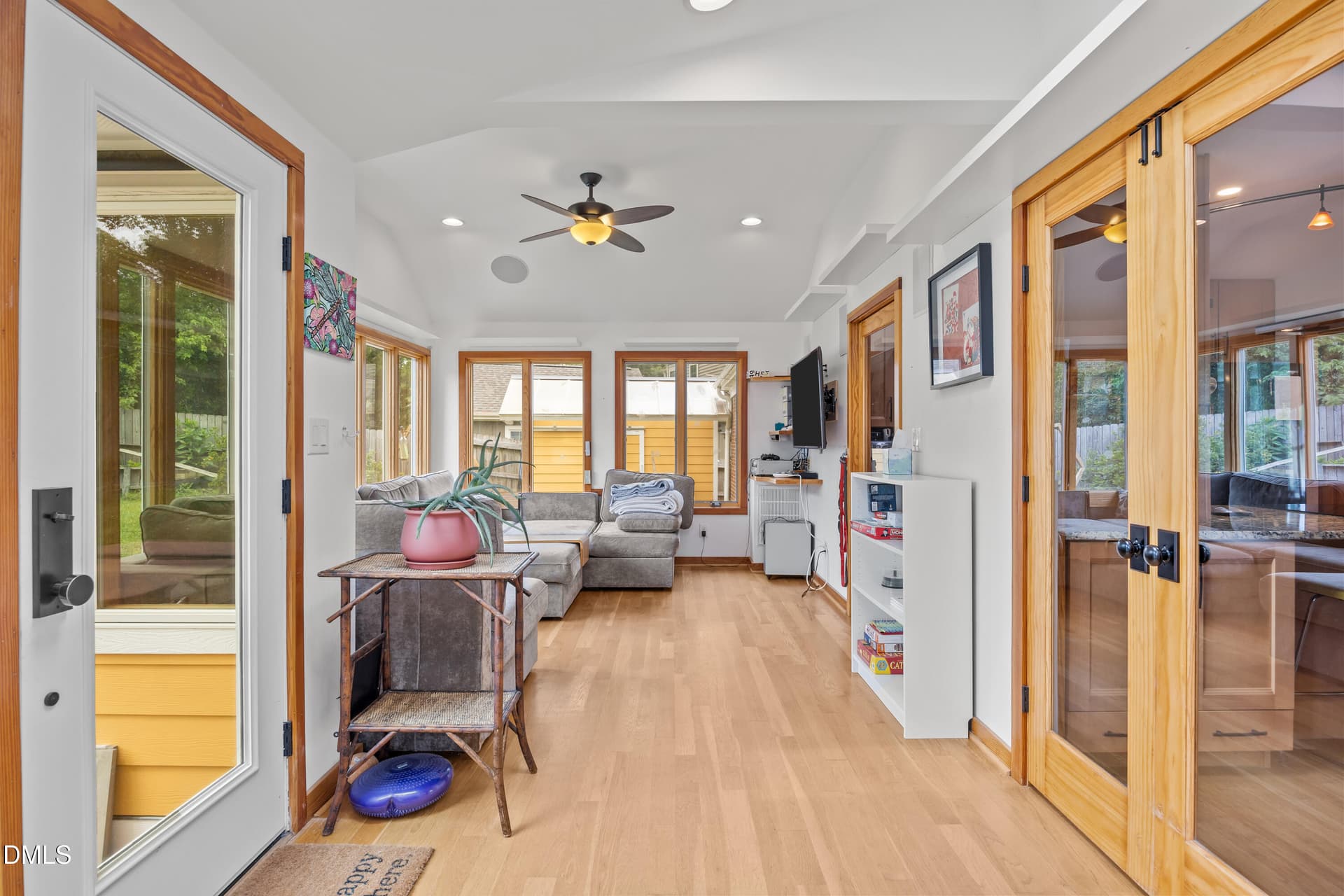 22 - 401 Warren Avenue, Cary, NC 27511
