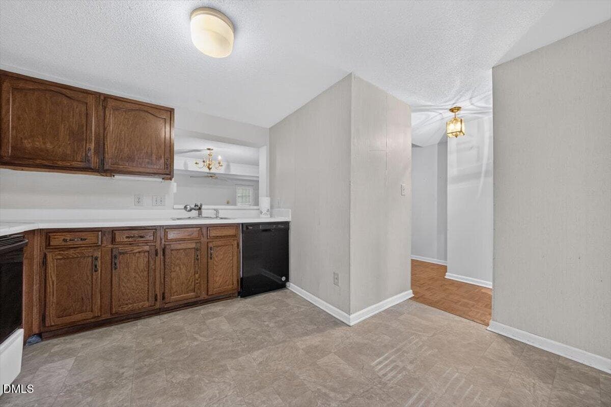 45-1912FoxSterlingDrRaleigh_045 - 1912 Fox Sterling Drive, Raleigh, NC 27606