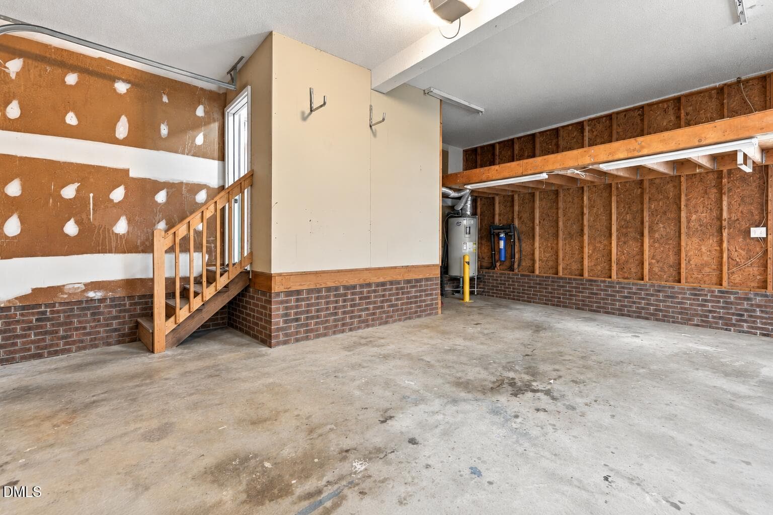 garage - no items - 7341 Westworth Drive, Willow Springs, NC 27592, Willow Springs