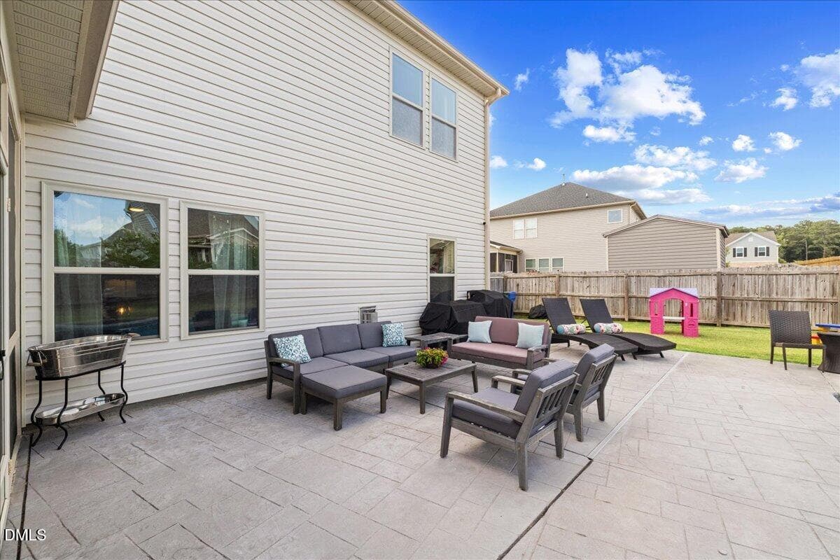 38-1205 Windrose Dr - 1205 Windrose Drive, Fuquay Varina, NC 27526
