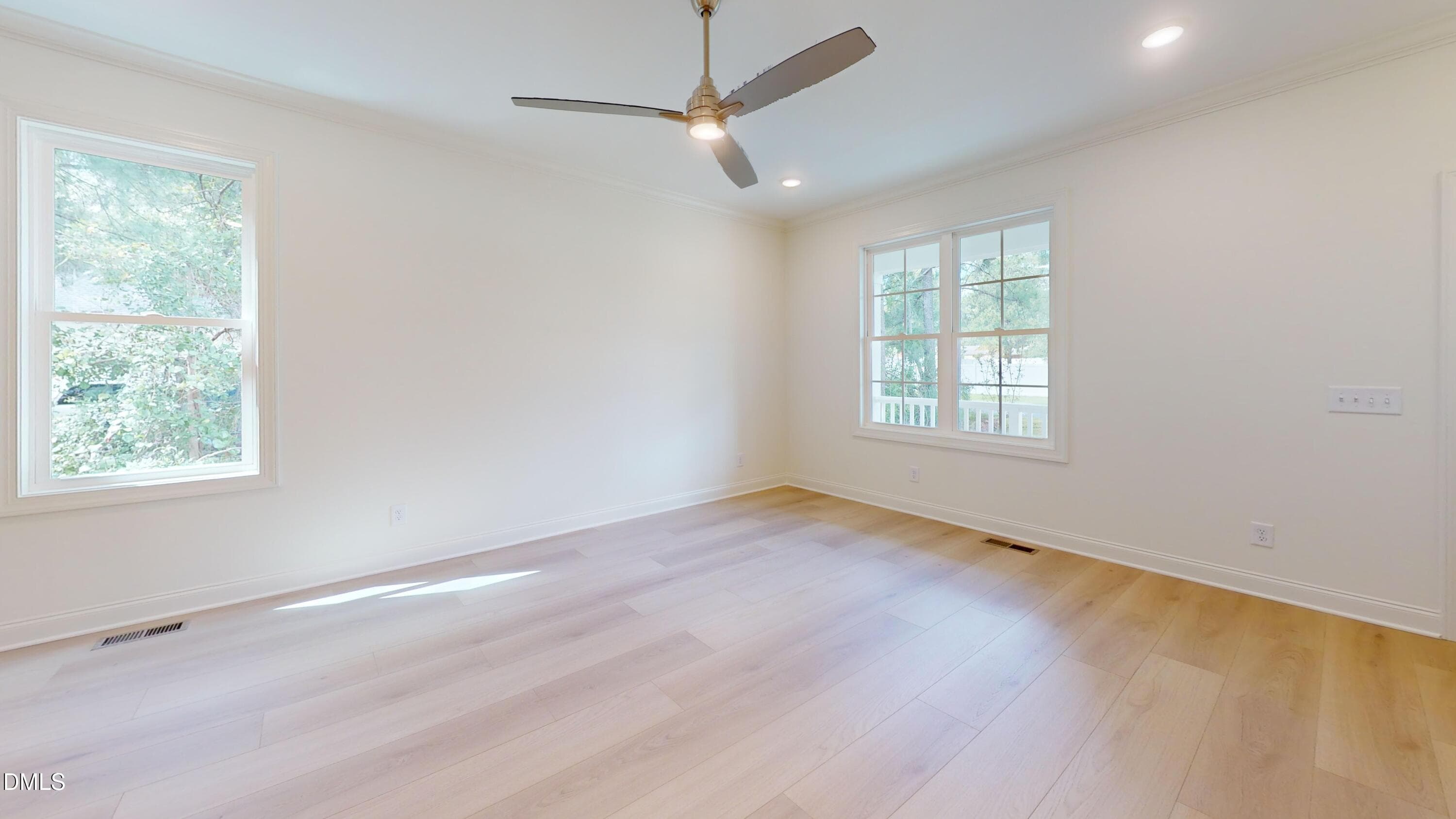 -209-West-Franklin-Living-Room 2 - 209 W Franklin Street, Zebulon, NC 27597