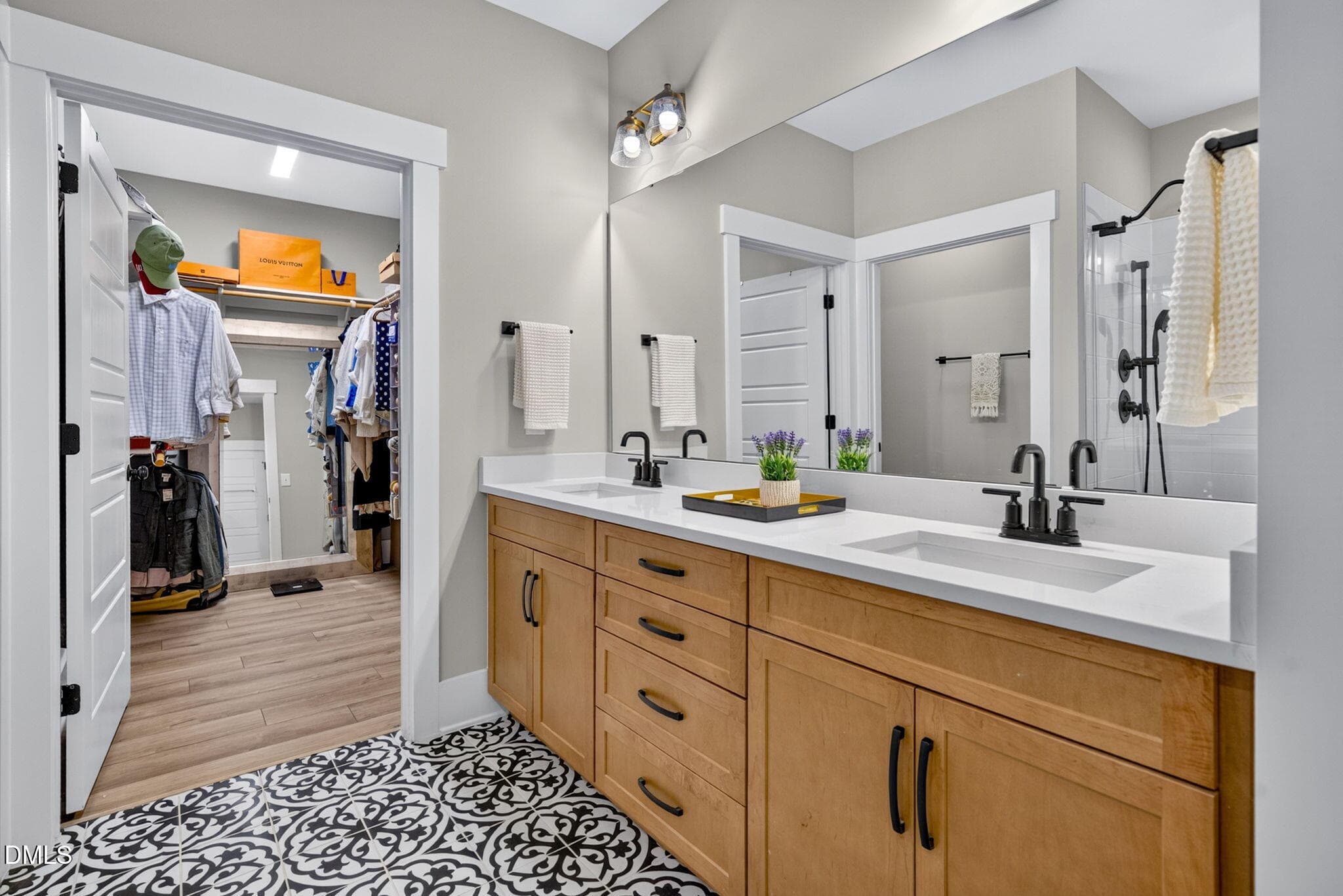 Primary Bath with Quartz Countertop - 1100 Greatland Road, Durham, NC 27703