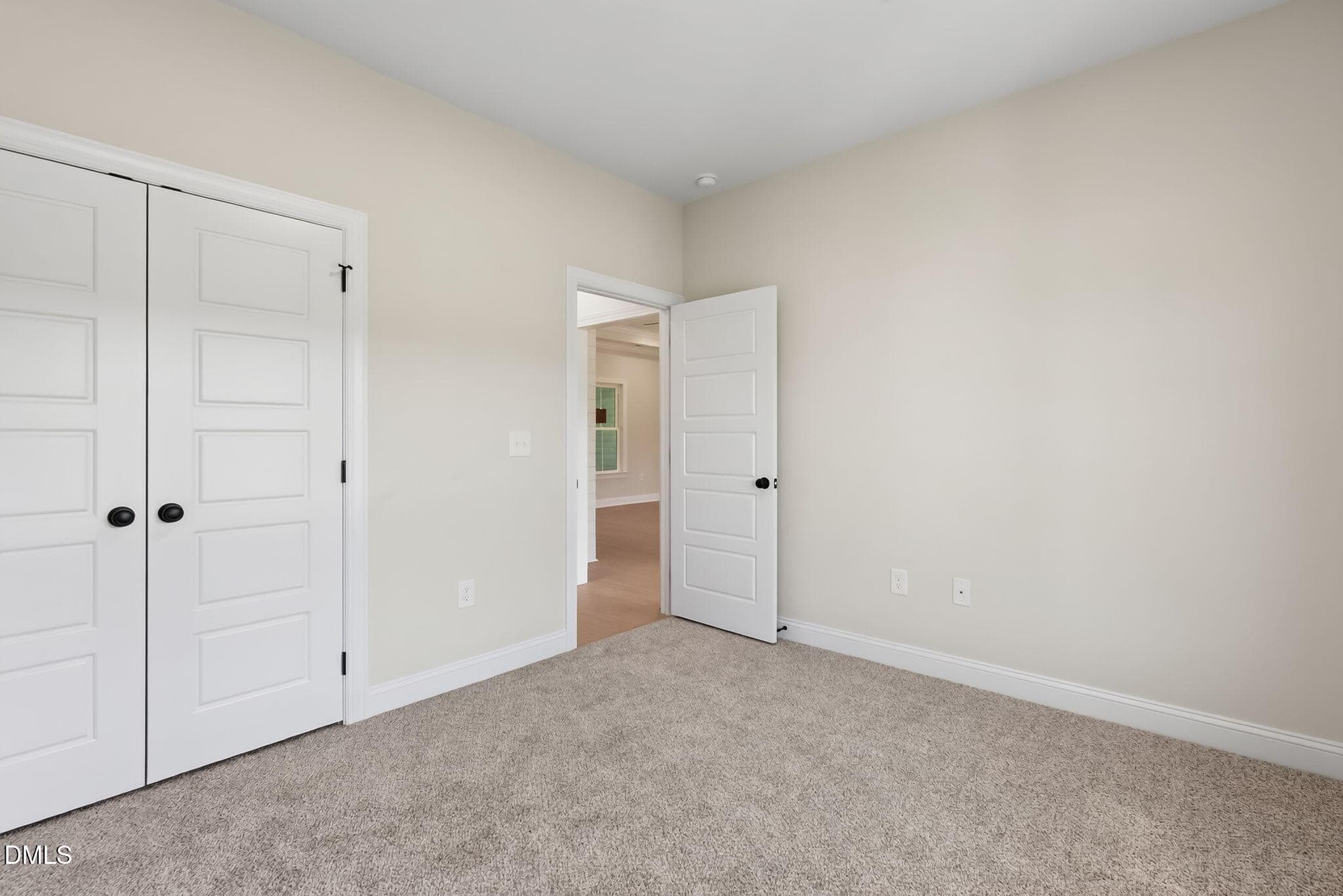 24-web-or-mls-DSC00115 - 207 Hillstead Way, Smithfield, NC 27577