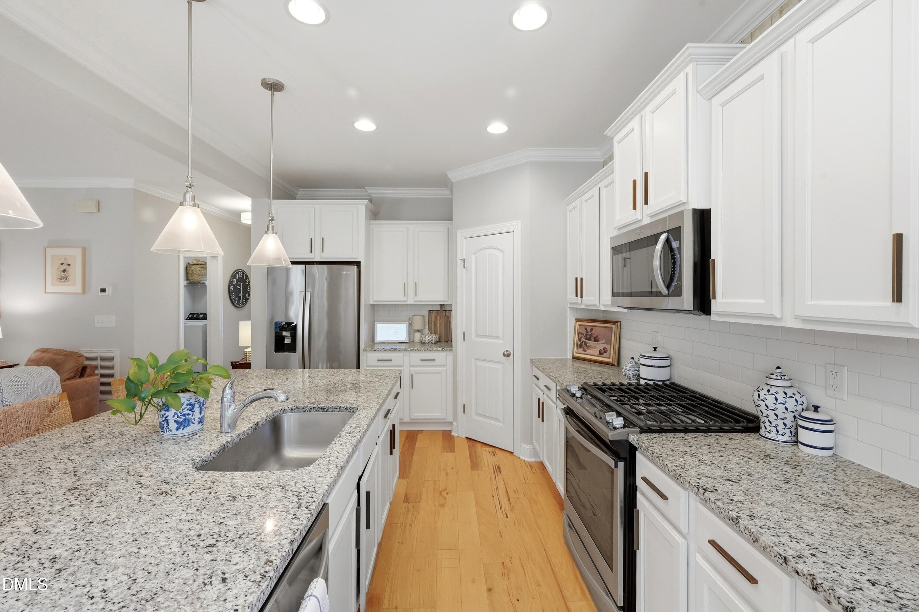 16_072 - 9249 Yardley Town Drive, Wake Forest, NC 27587
