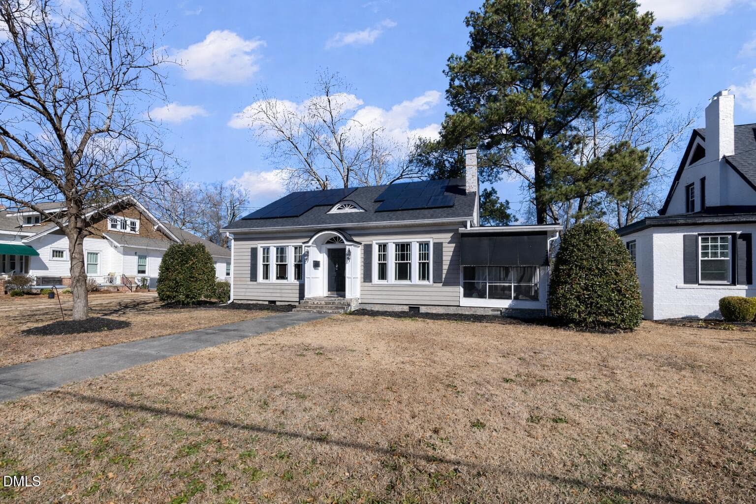 Front Side - 604 W Divine Street, Dunn, NC 28334