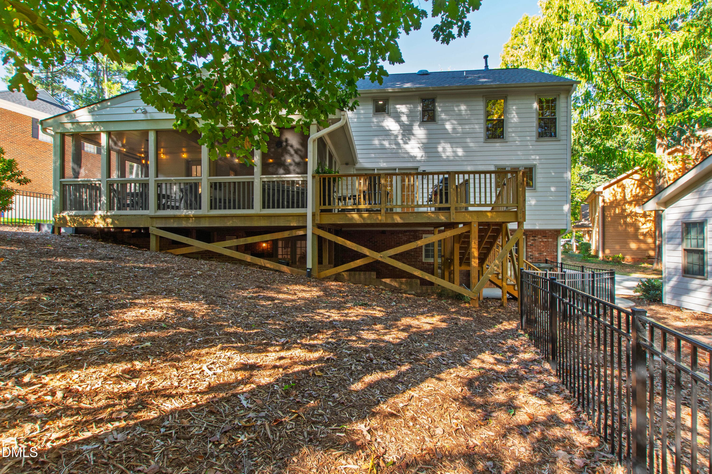 Ranlo (80) - 3516 Ranlo Drive, Raleigh, NC 27612