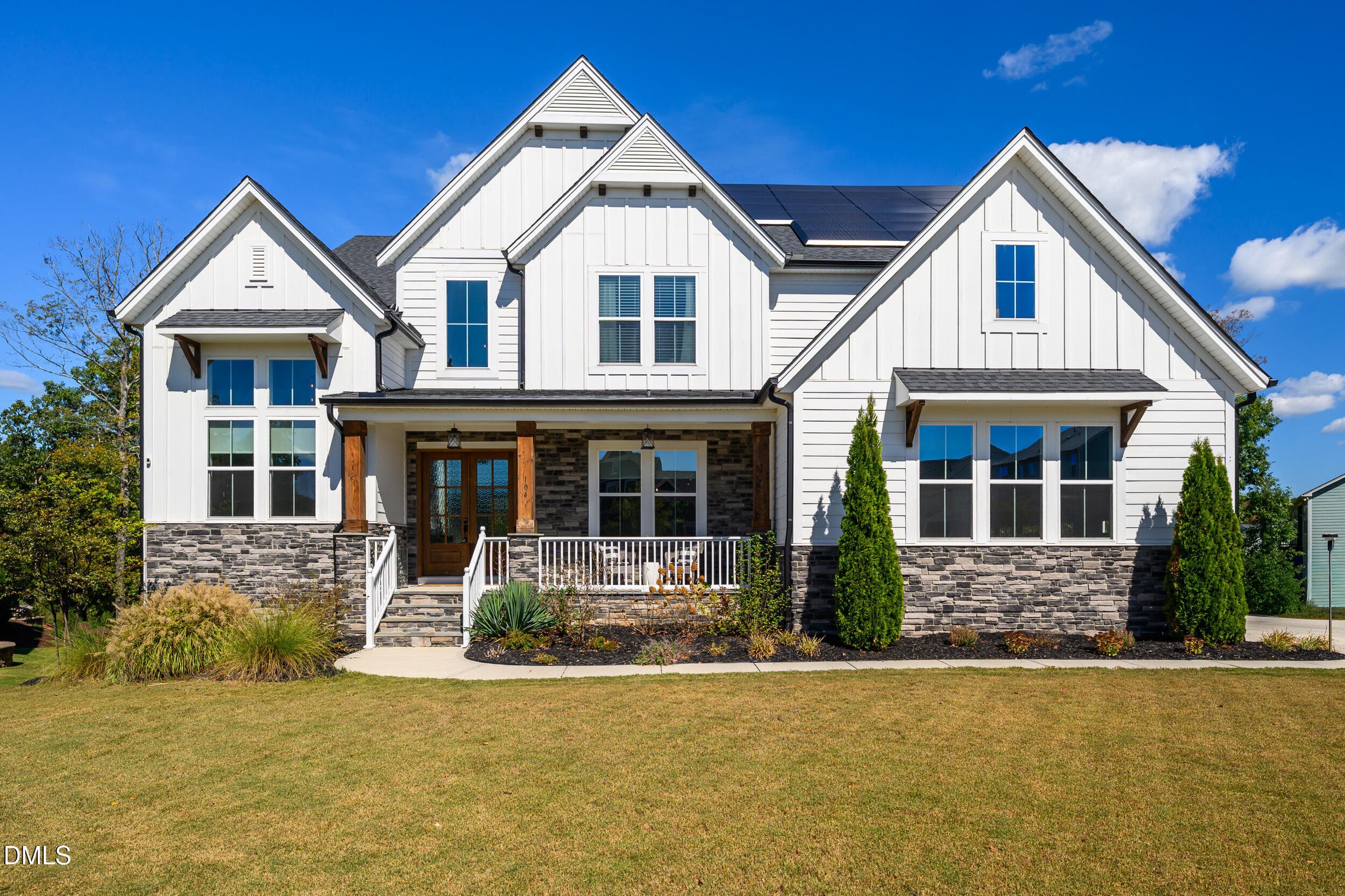 104 Holly Cv Court, Holly Springs, NC 27540