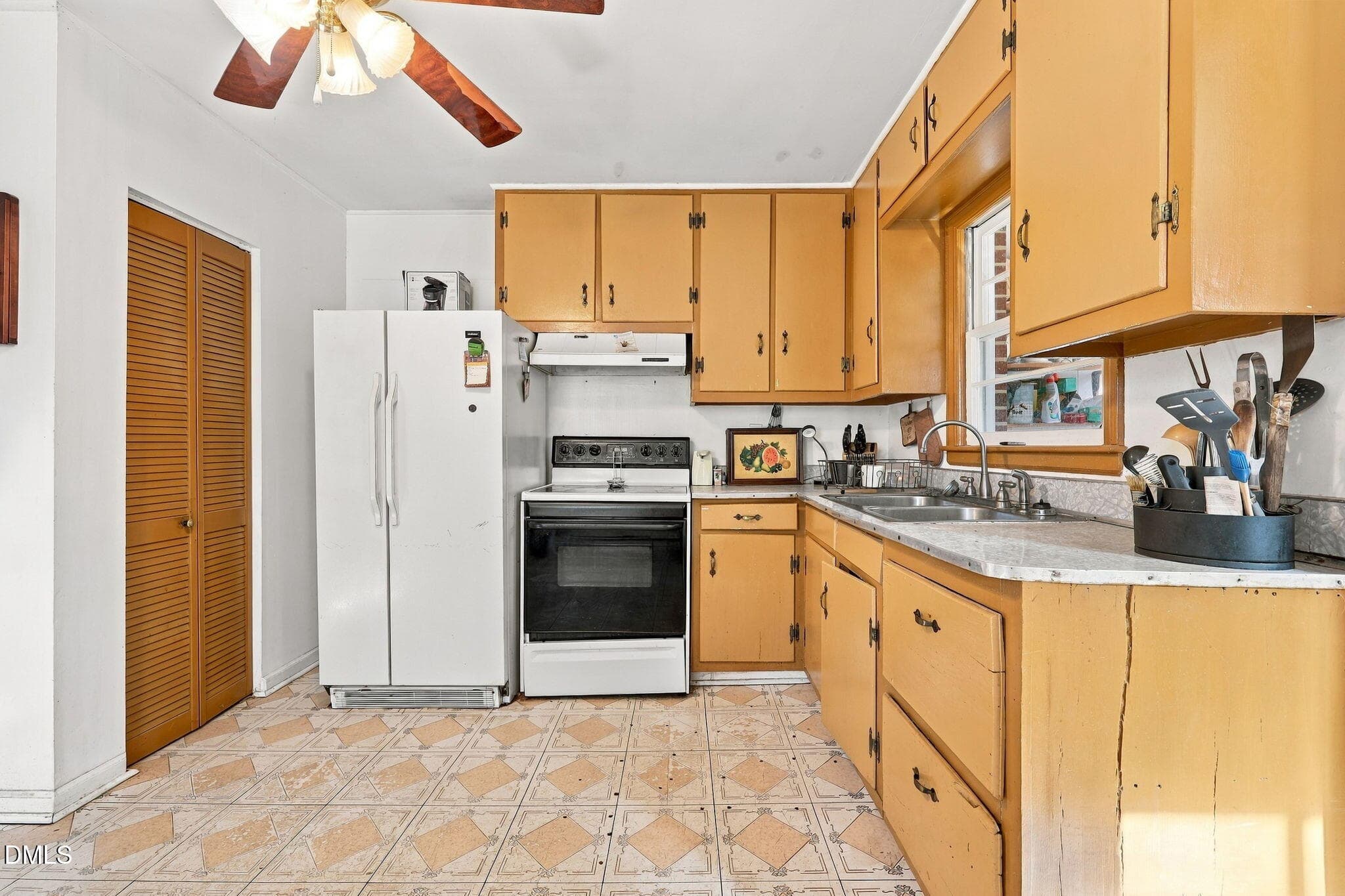 21-web-or-mls-IMG_9073_edit - 1616 Riverside Drive, Hillsborough, NC 27278, Hillsborough