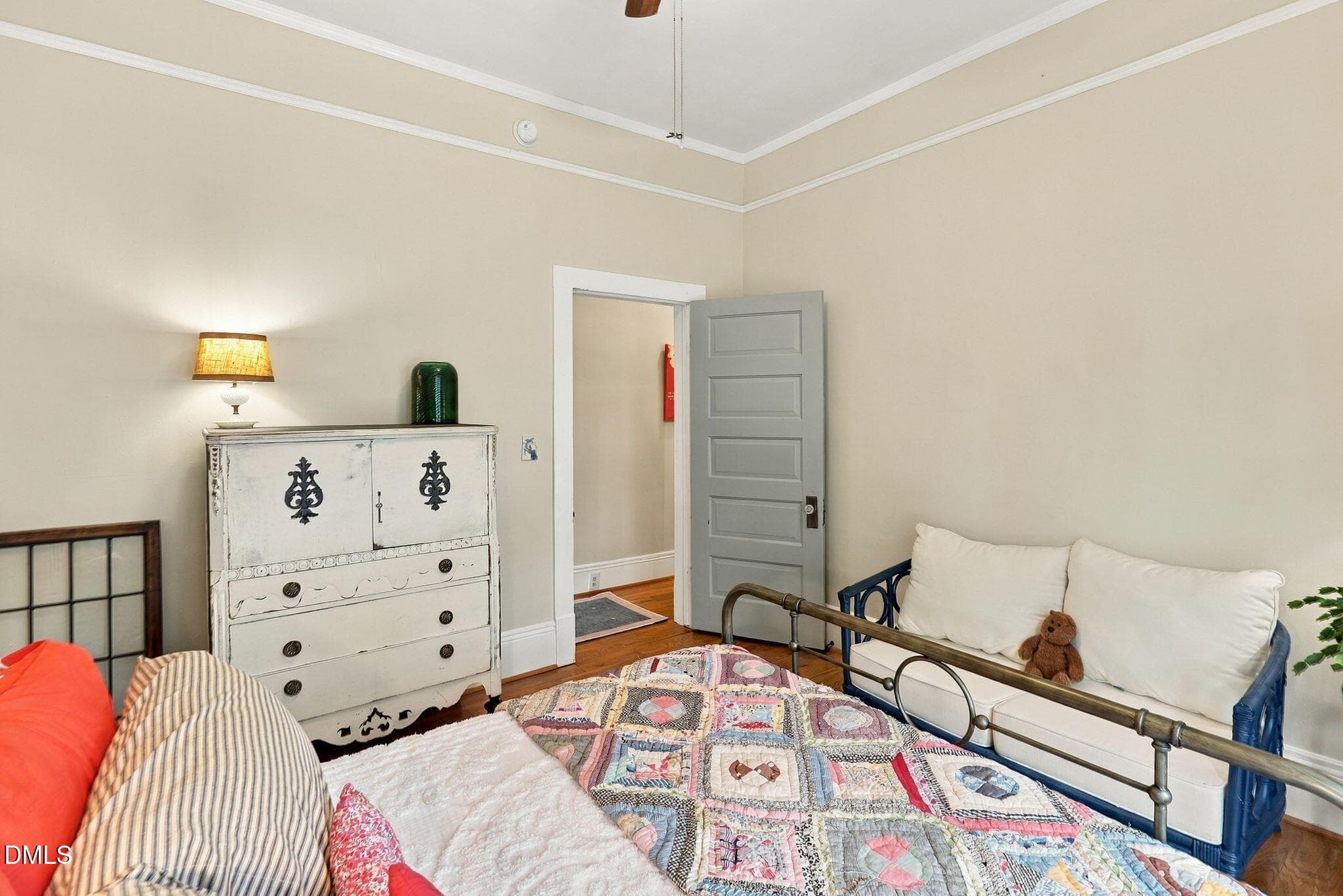 35-web-or-mls-IMG_8300 - 107 N Elm Street, Louisburg, NC 27549, Louisburg
