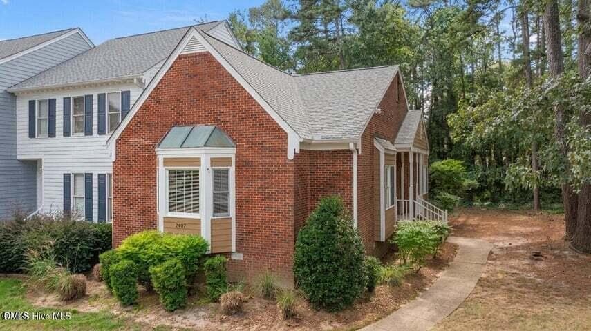 Desirable Wycombe Manor! - 8407 Wycombe Lane, Raleigh, NC 27615