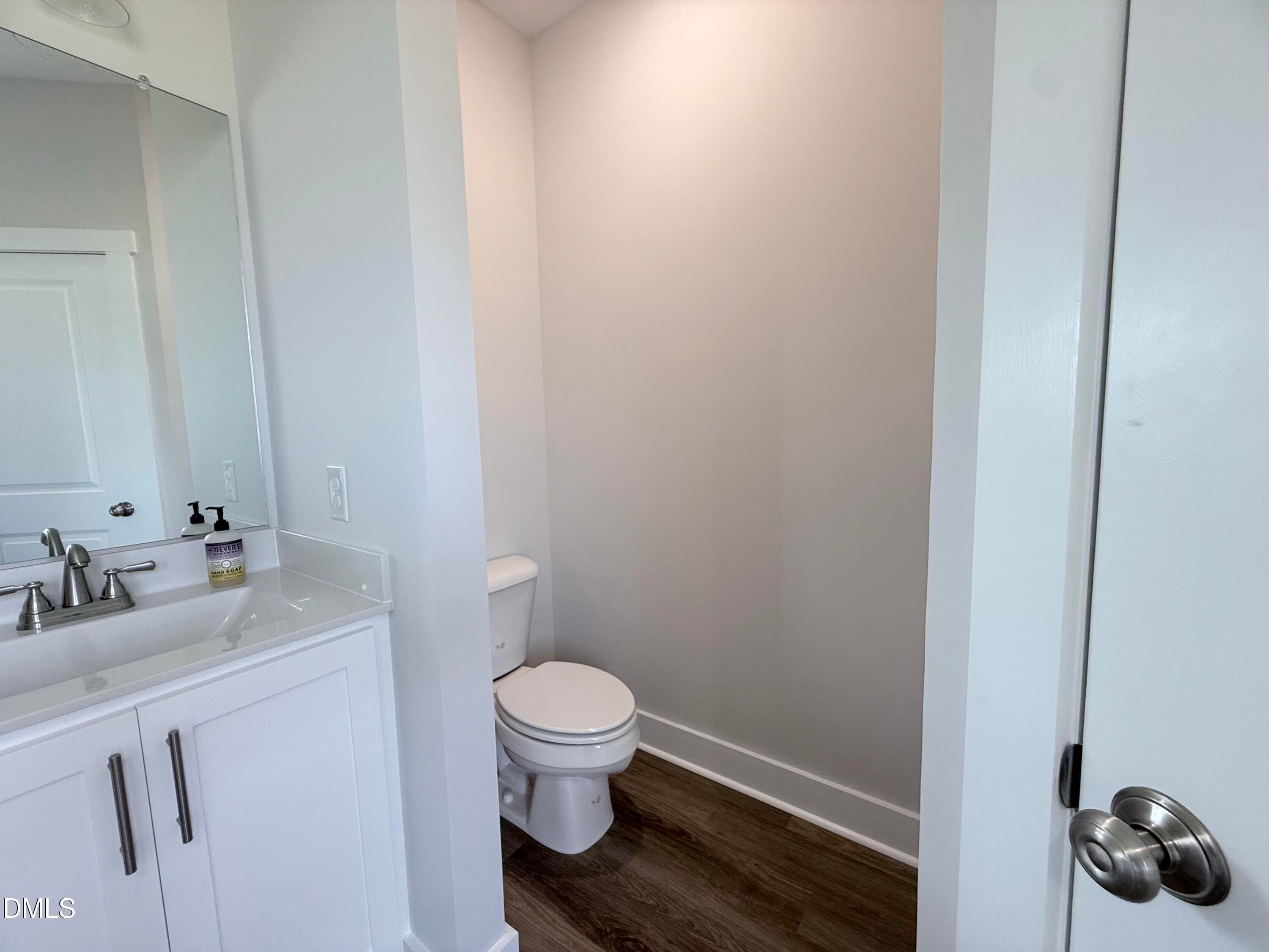 Owners Bath - 430 Chic Ennis Road, Coats, NC 27521