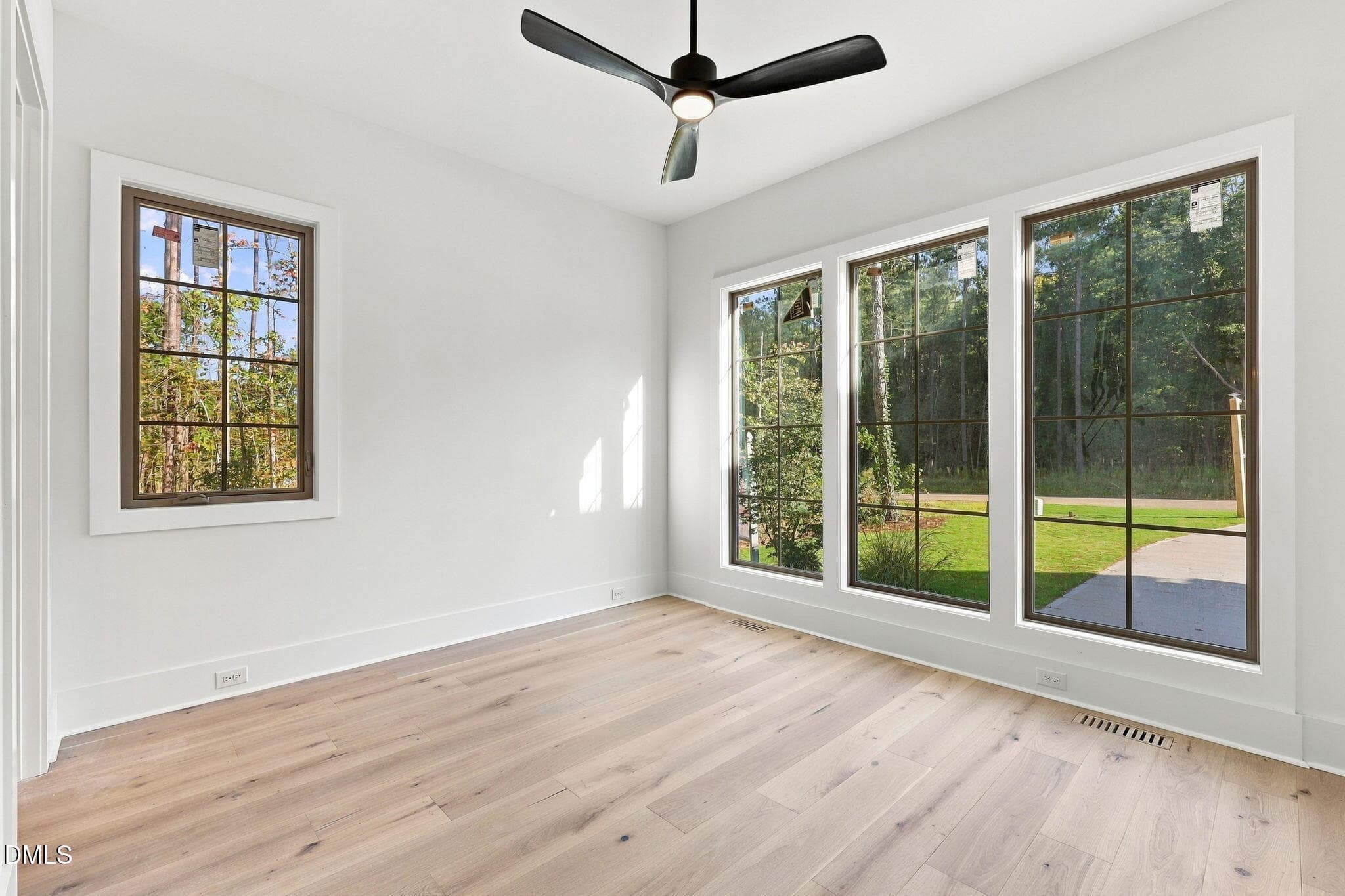 22-web-or-mls-IMG_1209 - 357 Black Caviar Way, Raleigh, NC 27603