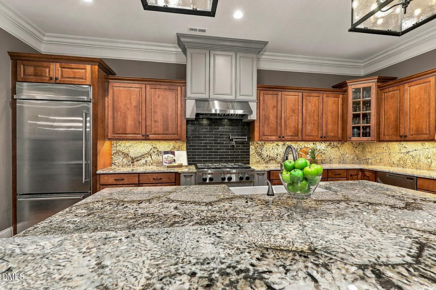 020-020-Kitchen-1500x1000 - 140 Arabella Court, Cary, NC 27518