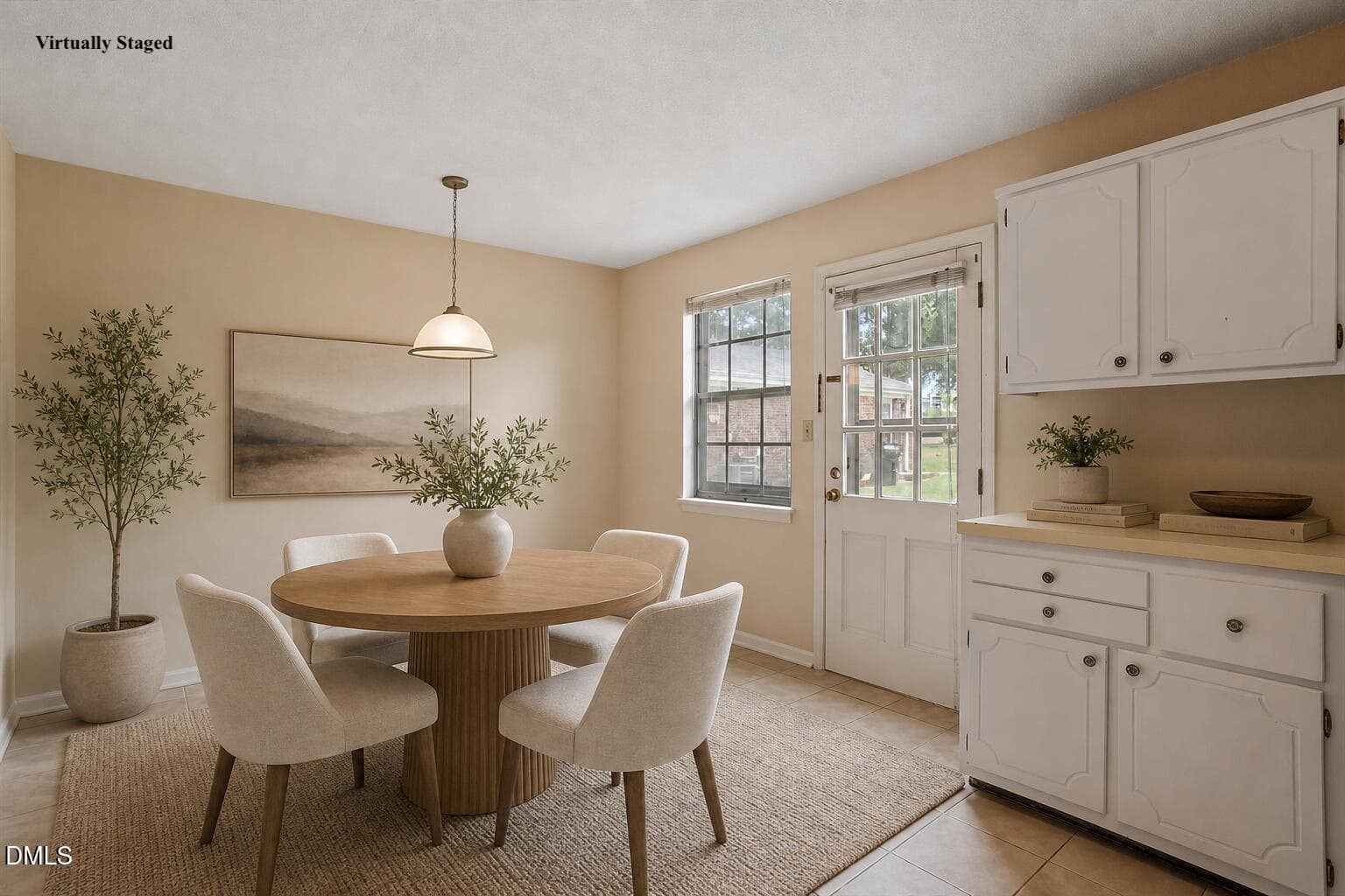 virtually staged dining room 1 - 1002 Willow Drive 19, Chapel Hill, NC 27514, Chapel Hill