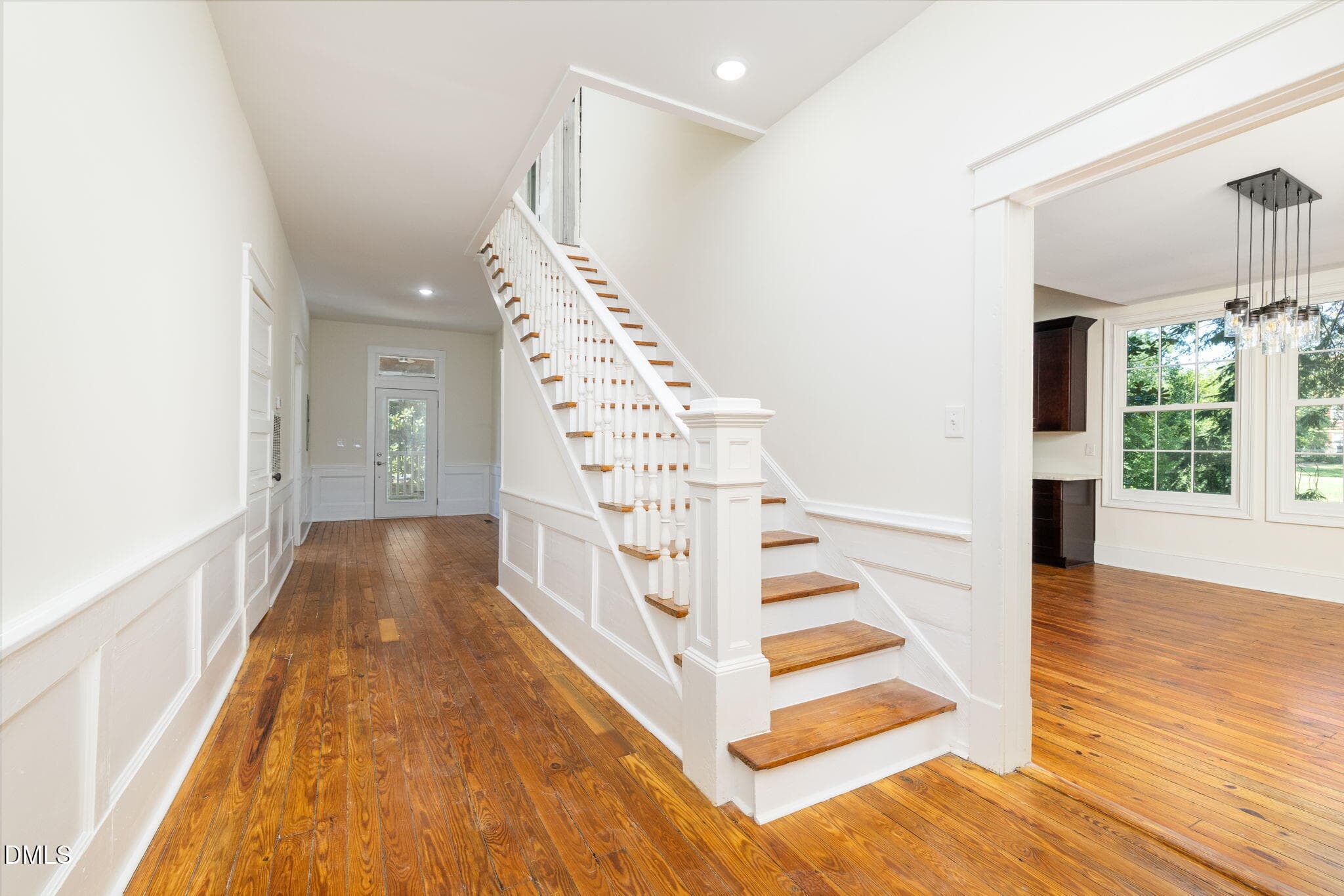 STAIRS - 217 N Main Street, Warrenton, NC 27589