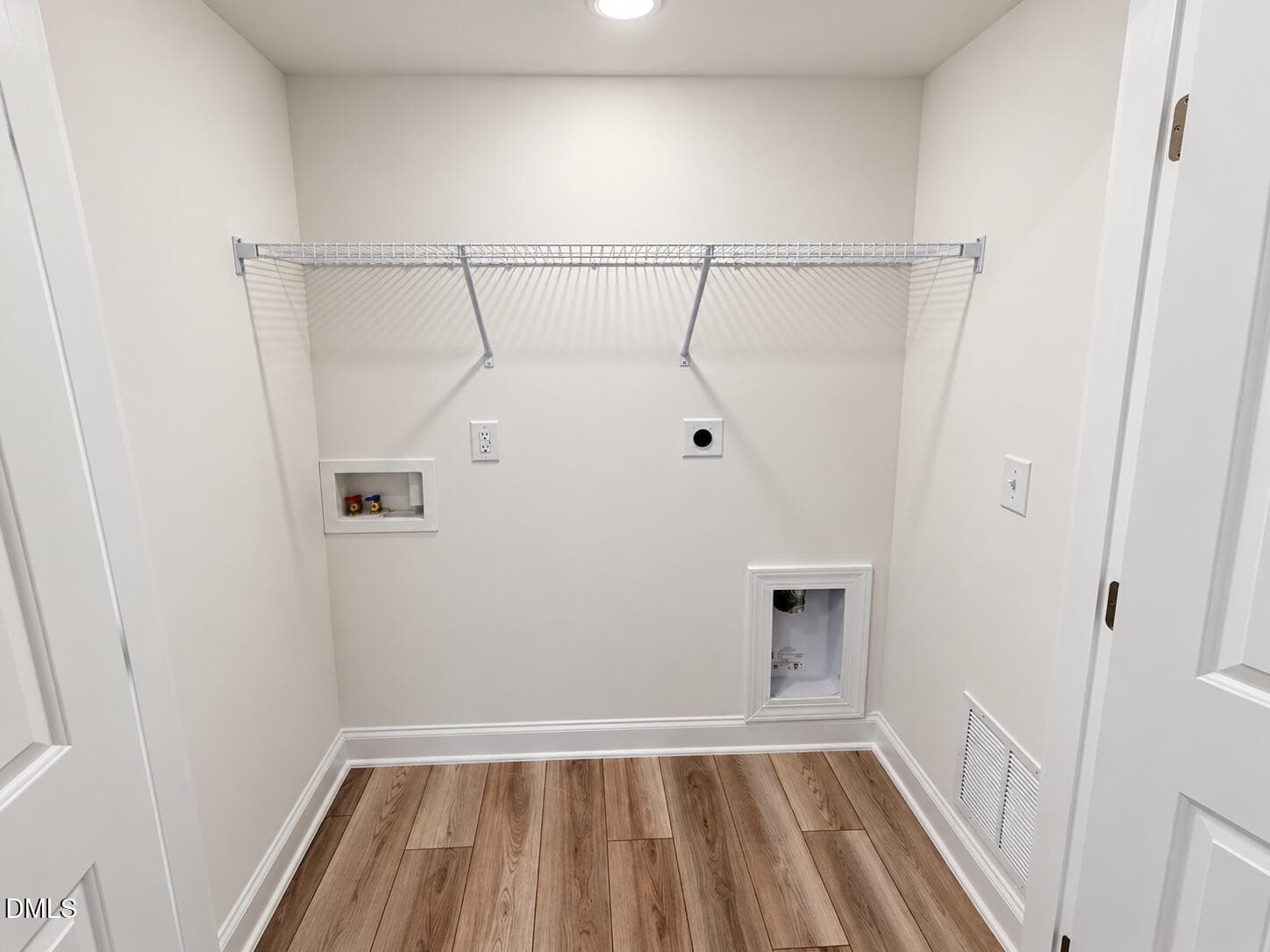 laundry - 532 Traditions Grande Boulevard, Wake Forest, NC 27587