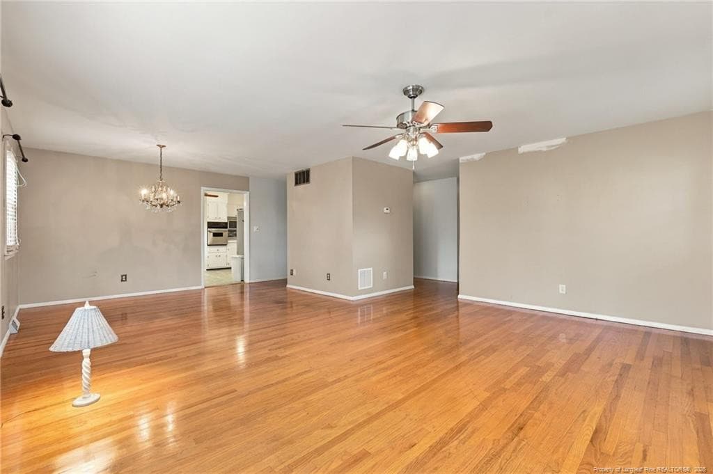 Photo 8 - 433 Morningside Drive, Fayetteville, NC 28311