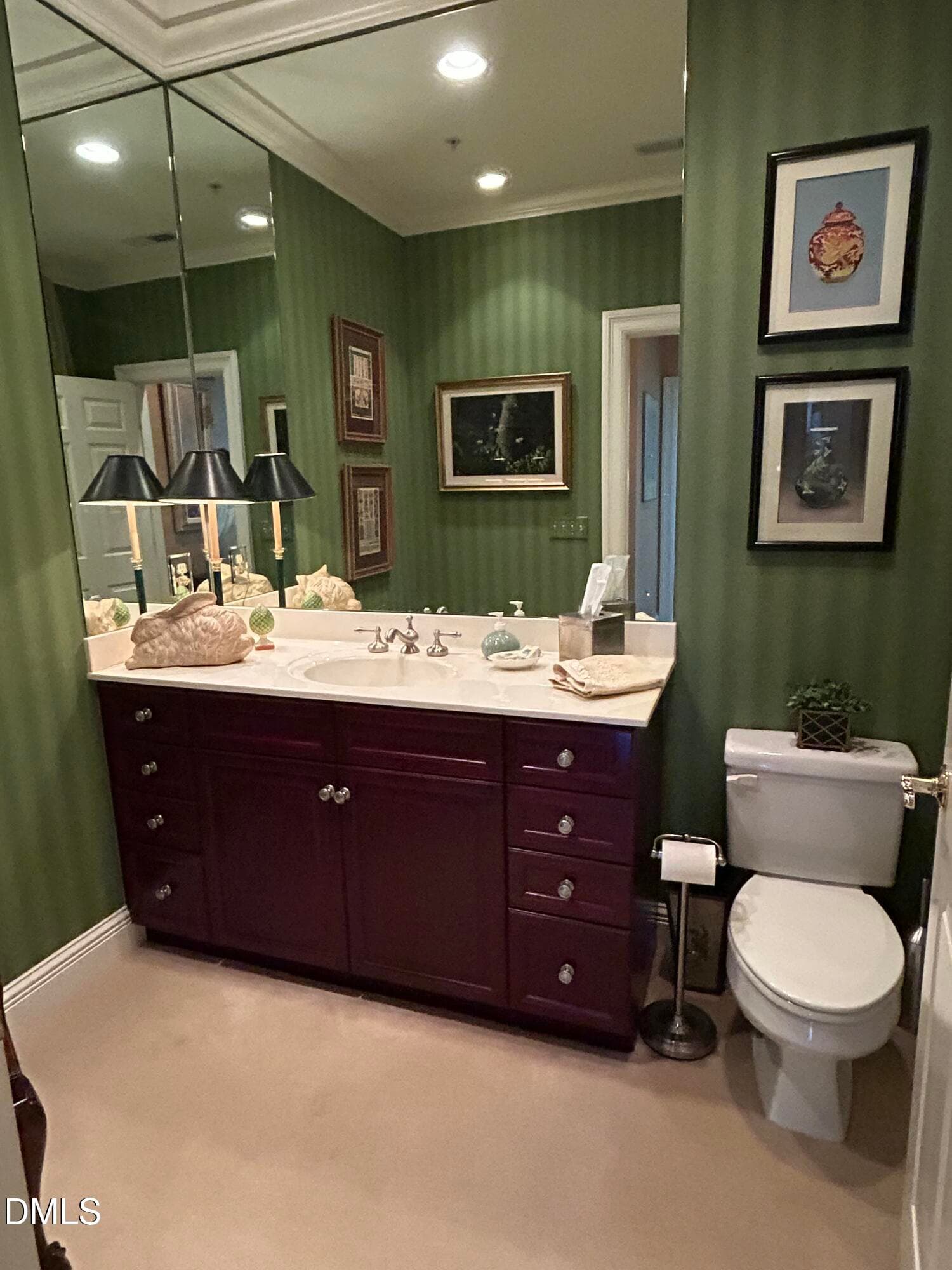 Hall bath - 2801 Glenwood Gardens Lane 205, Raleigh, NC 27608, Raleigh