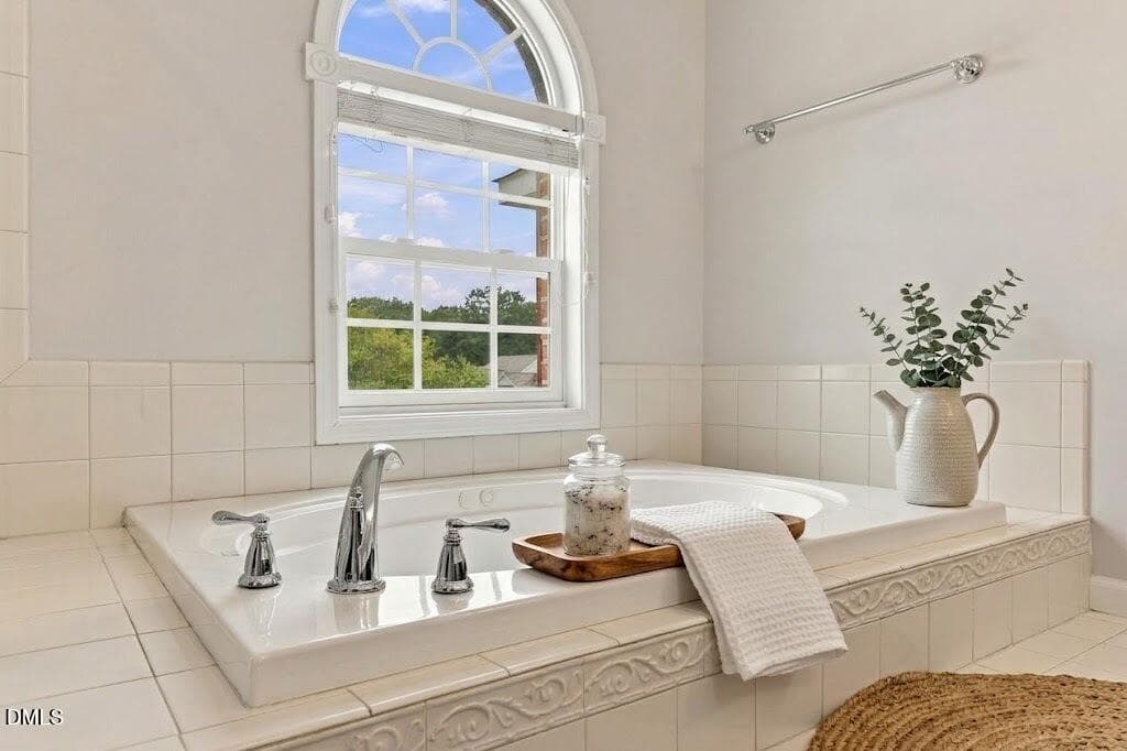 Owners Bath (1) - 825 Swan Neck Lane, Raleigh, NC 27615