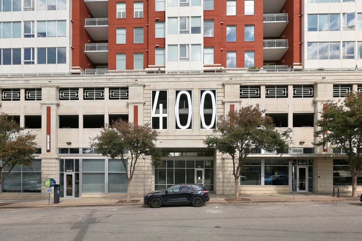 400 W North Street 1028, Raleigh, NC 27603