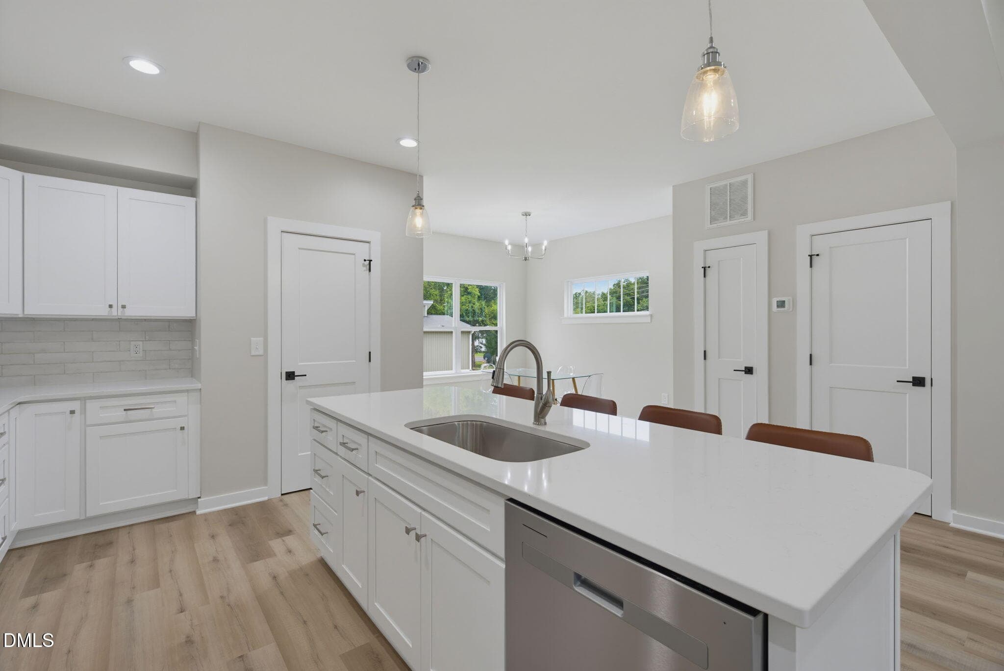 10-web-or-mls-207 E Parker St-10 - 207 E Parker Street, Graham, NC 27253