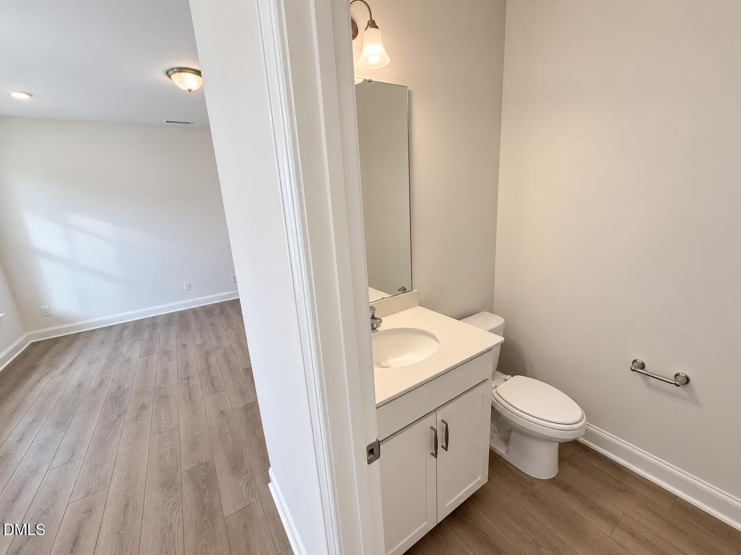Guest Bath - 534 Traditions Grande Boulevard, Wake Forest, NC 27587