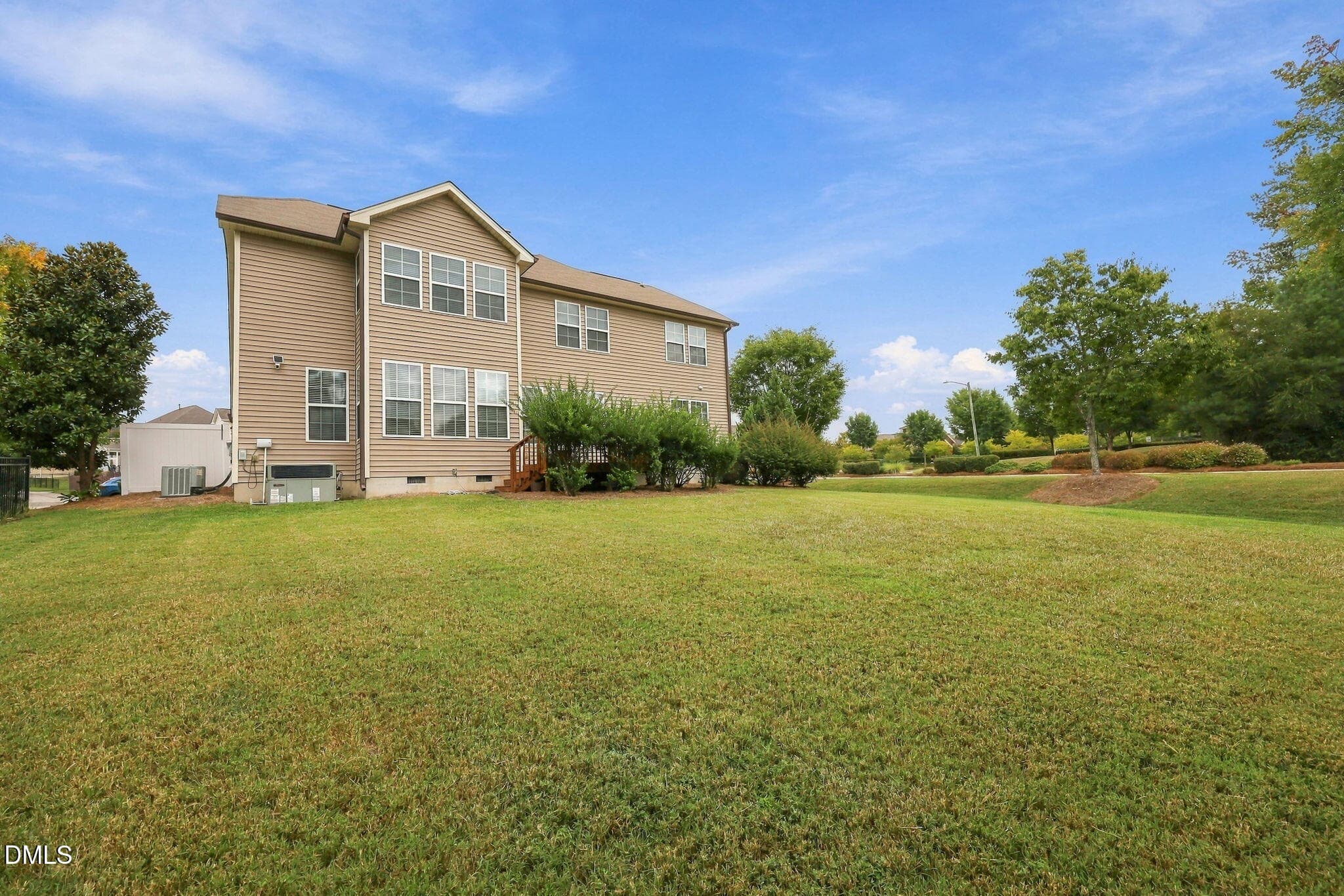 52-web-or-mls-IMG_9427 copy - 2116 Hemlock Hill Drive, Durham, NC 27703
