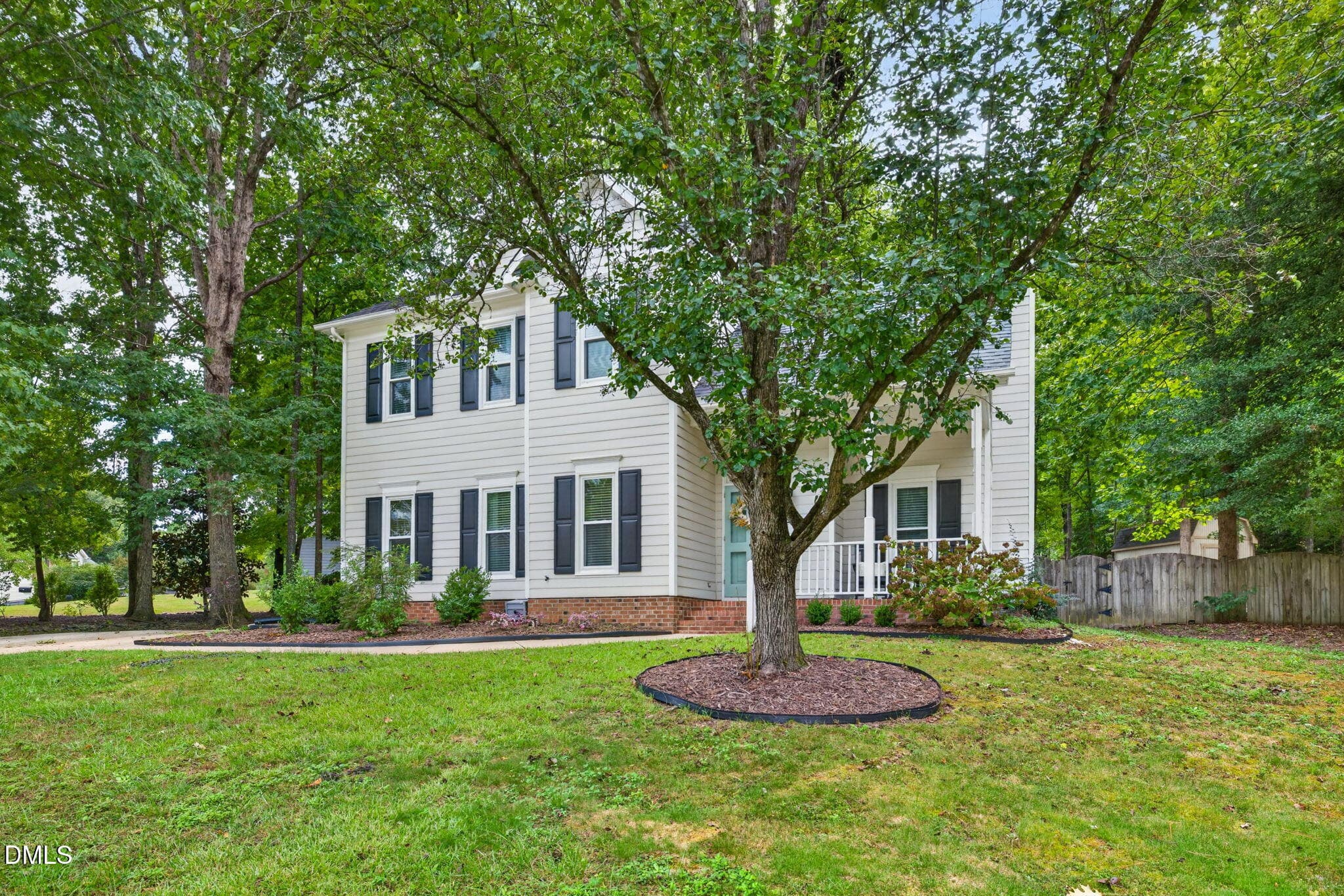 4-web-or-mls-IMG_0016 - 6616 Speight Circle, Raleigh, NC 27616