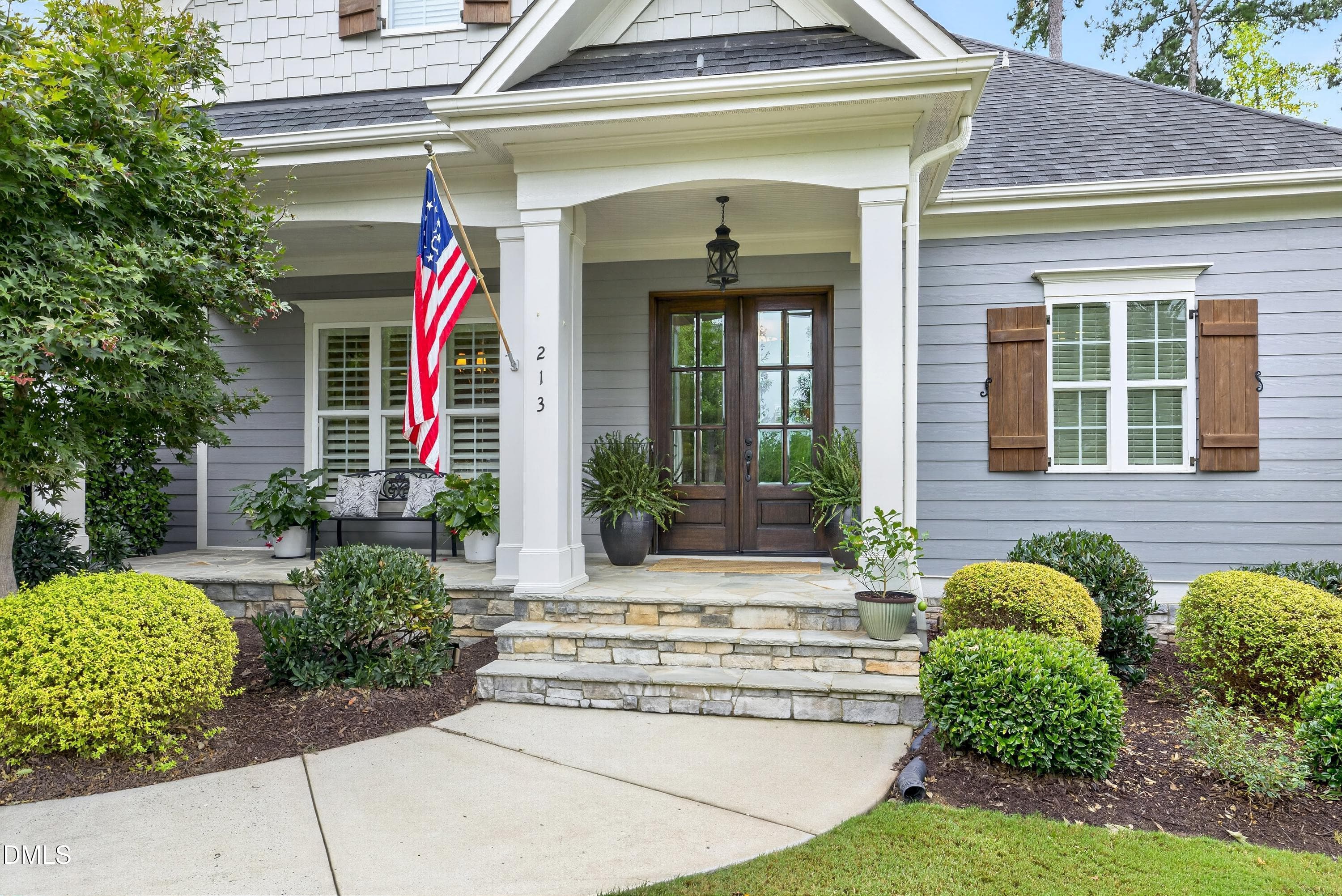 Scene-4 - 213 Lively Oaks Way, Holly Springs, NC 27540