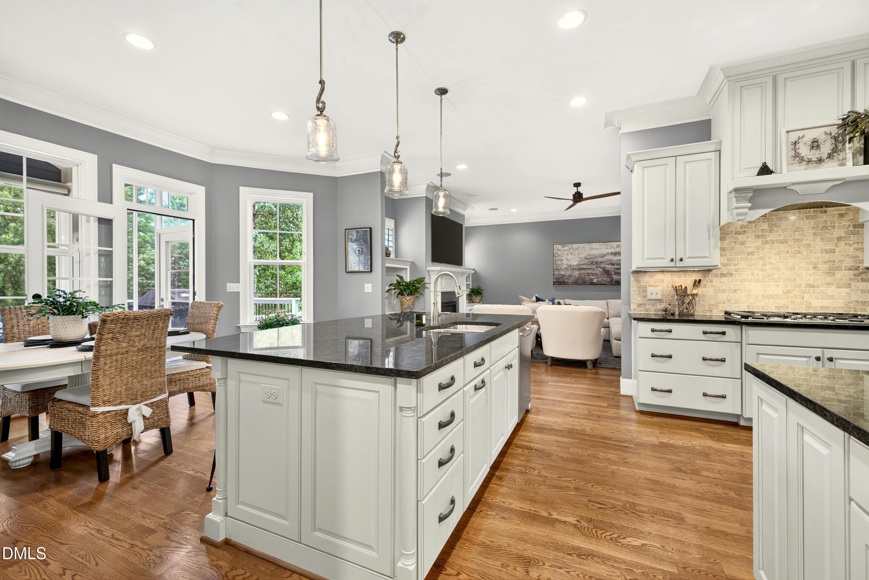 Scene-33 - 213 Lively Oaks Way, Holly Springs, NC 27540