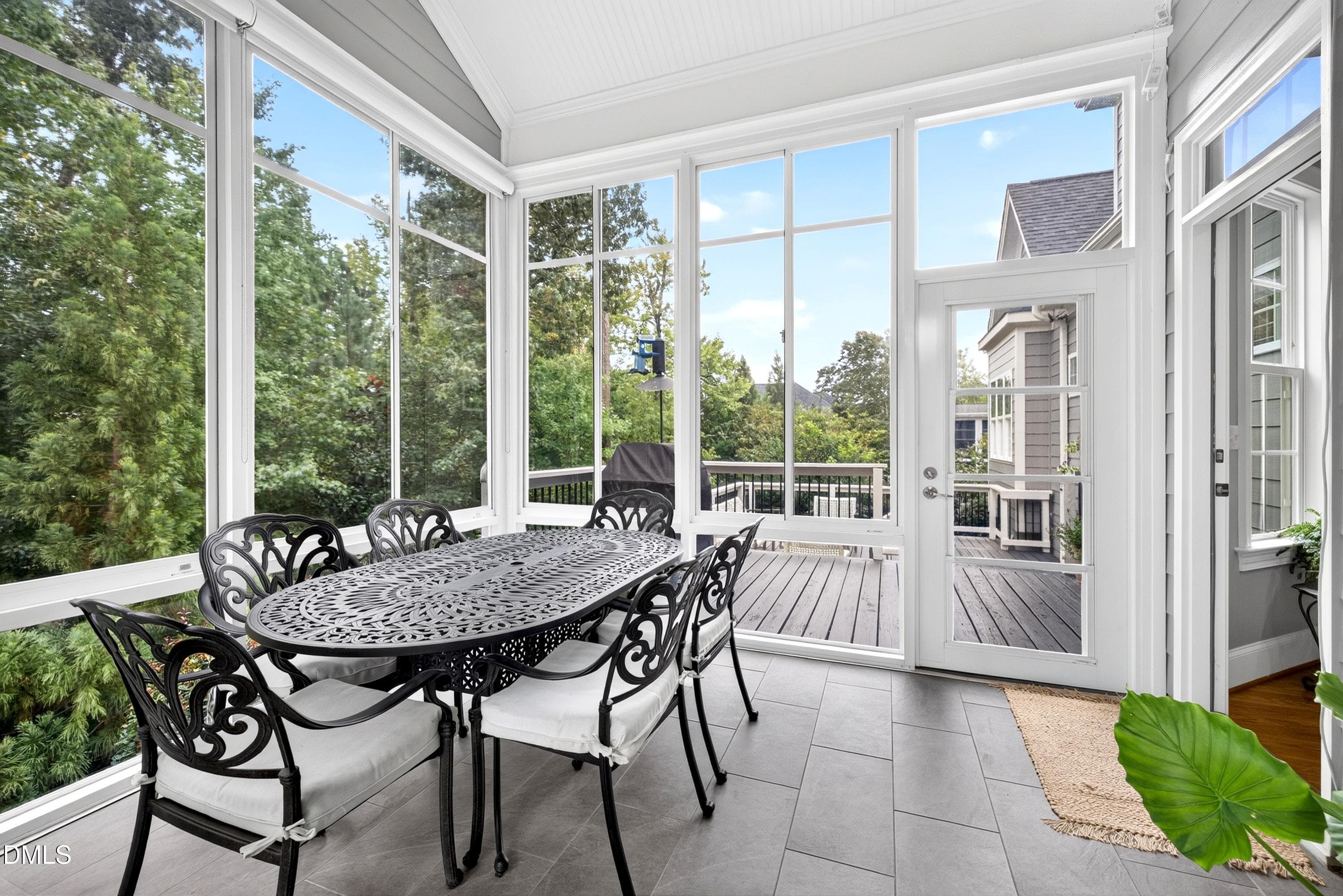 Scene-32 - 213 Lively Oaks Way, Holly Springs, NC 27540