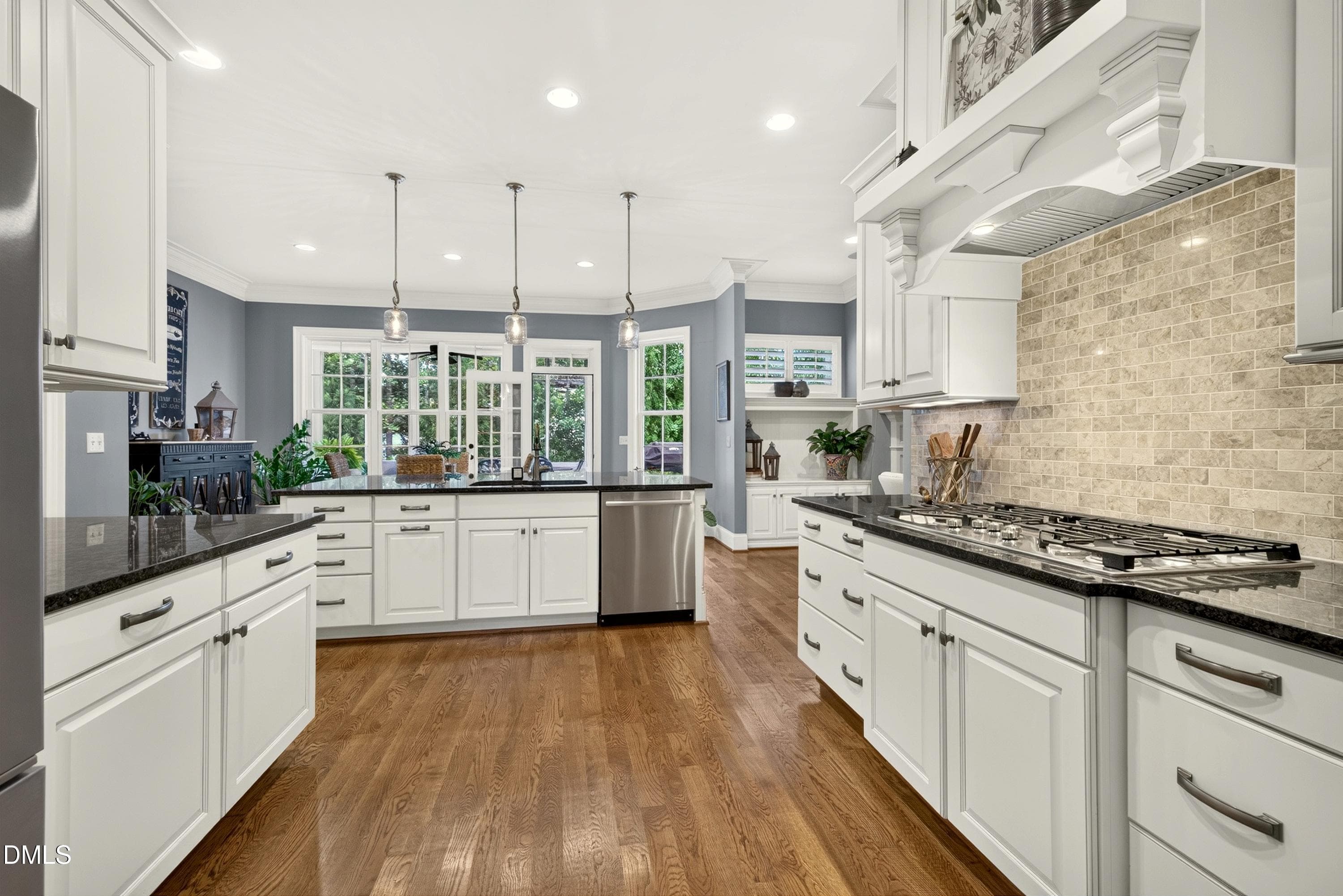 Scene-26 - 213 Lively Oaks Way, Holly Springs, NC 27540