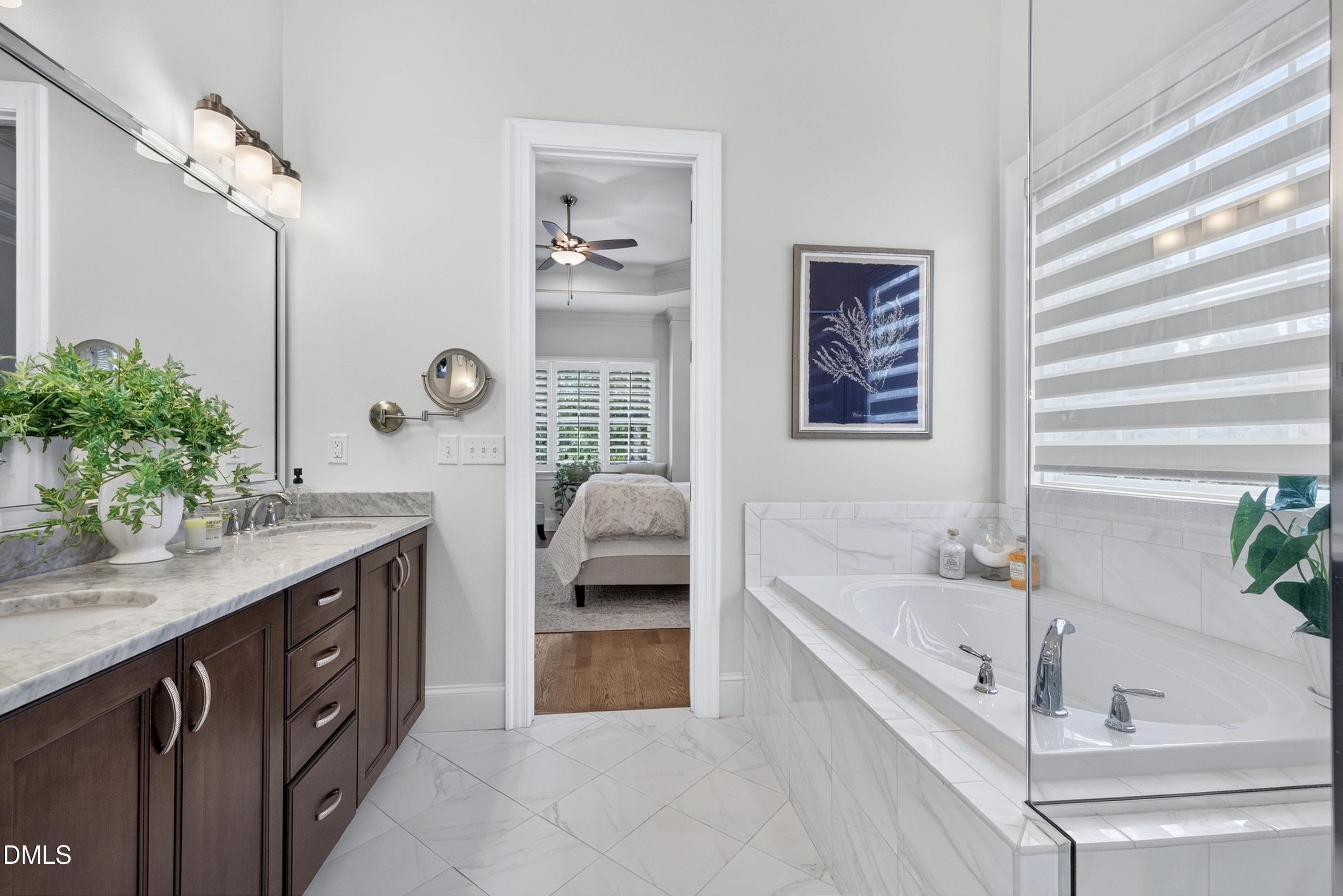 Scene-48 - 213 Lively Oaks Way, Holly Springs, NC 27540