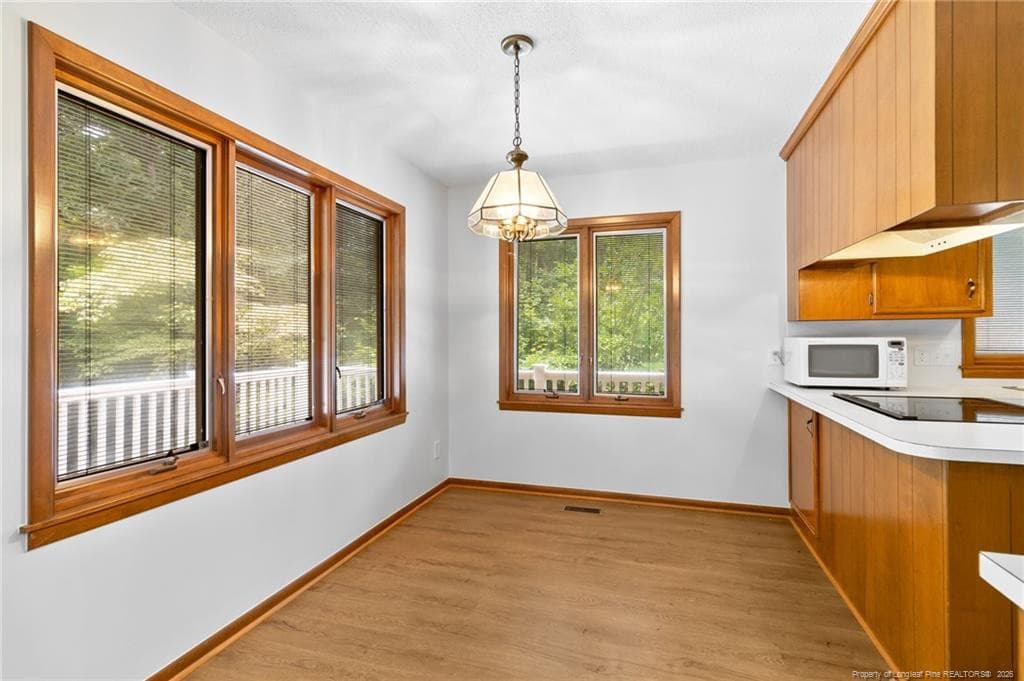 Breakfast Nook - 3120 Sandwedge, Sanford, NC 27332