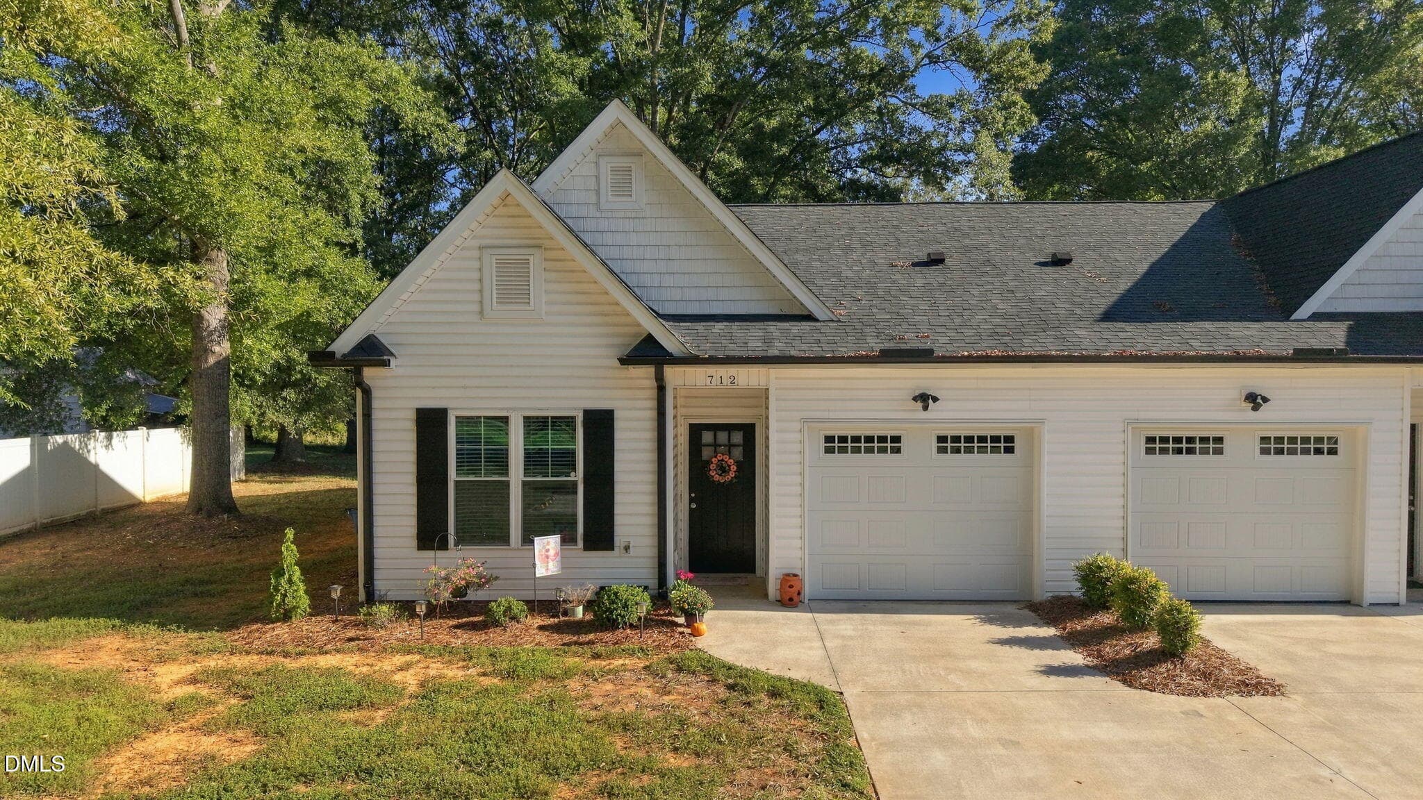 4-web-or-mls-DJI_20260930094704_0002_D - 712 W Lee Avenue 8, Yadkinville, NC 27055