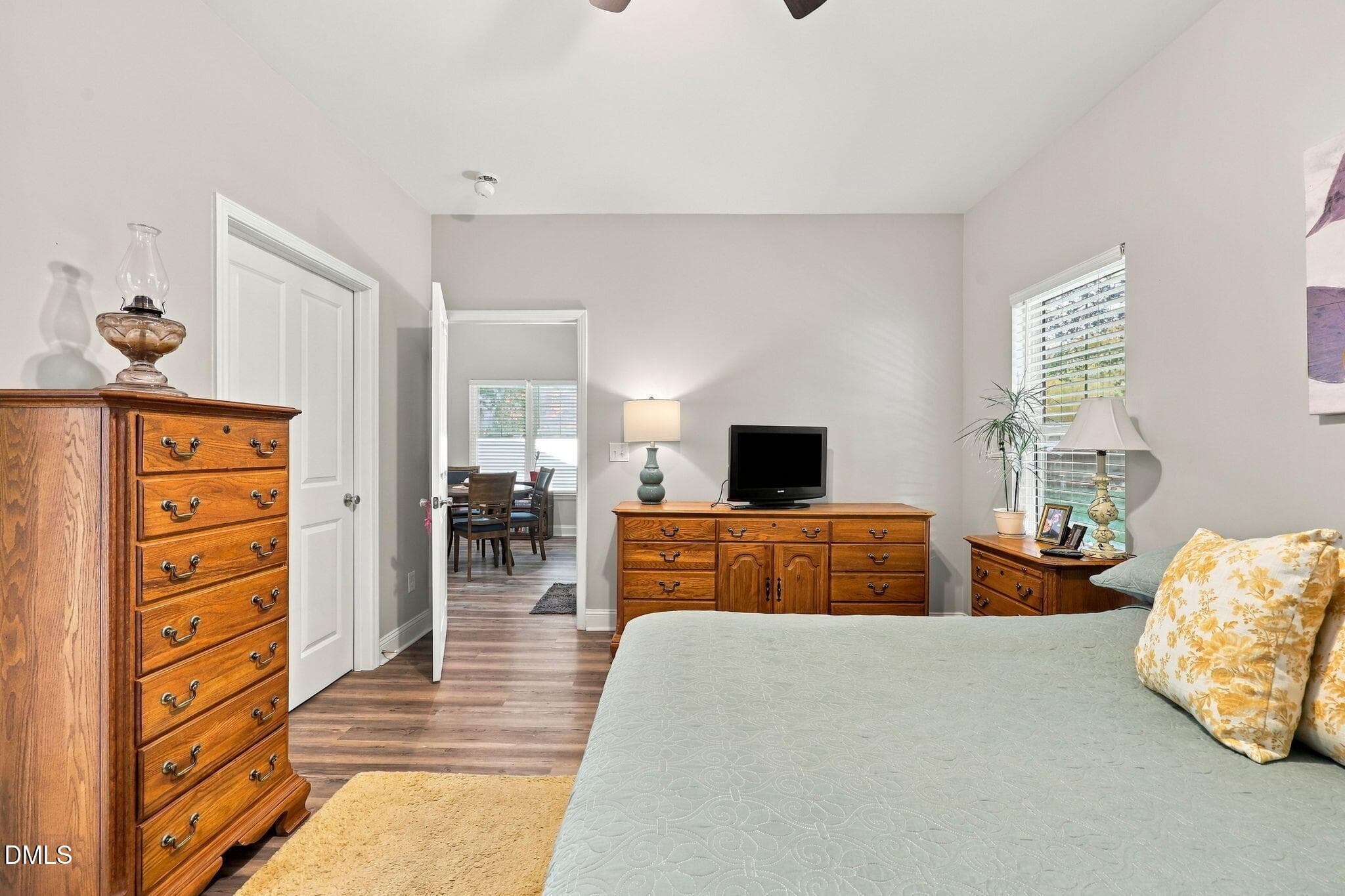 33-web-or-mls-IMG_8362 - 712 W Lee Avenue 8, Yadkinville, NC 27055