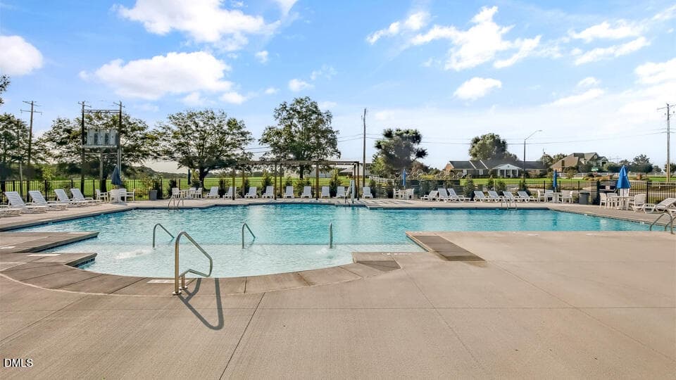 HONEYCUTT OAKS POOL - 14 Bee Garden Court, Angier, NC 27501