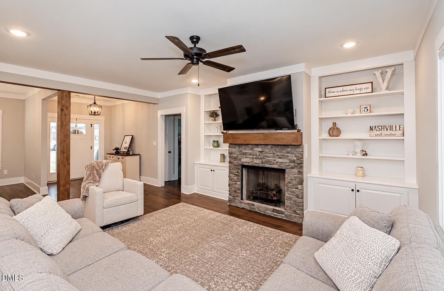 Great Room 2 - 1787 Bedfordshire Road, Nashville, NC 27856, Nashville