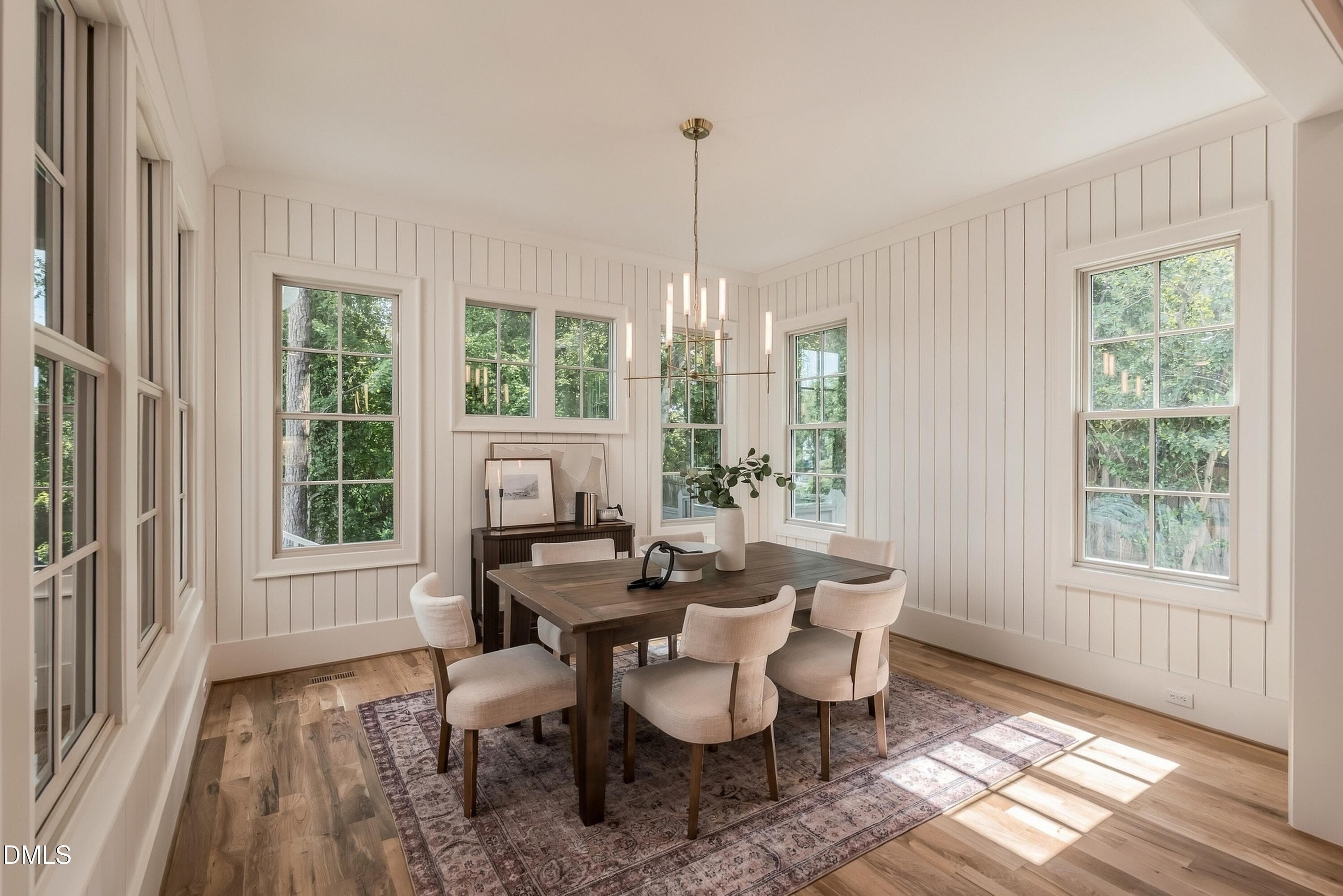 Dining - 800 Brooks Avenue, Raleigh, NC 27607, Raleigh