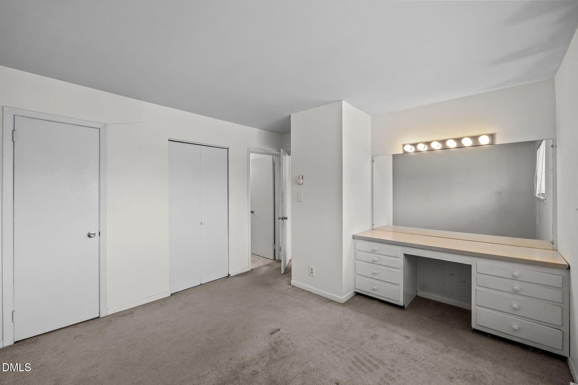 33-web-or-mls-P1120981 - 124 Fidelity Street Apt 15, Carrboro, NC 27510
