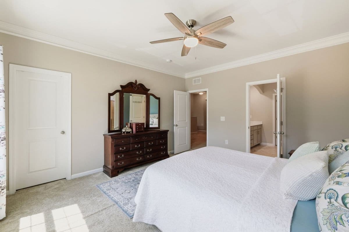 38-web-or-mls-P1135327.jpg - 429 Great Eno Path, Hillsborough, NC 27278, Hillsborough
