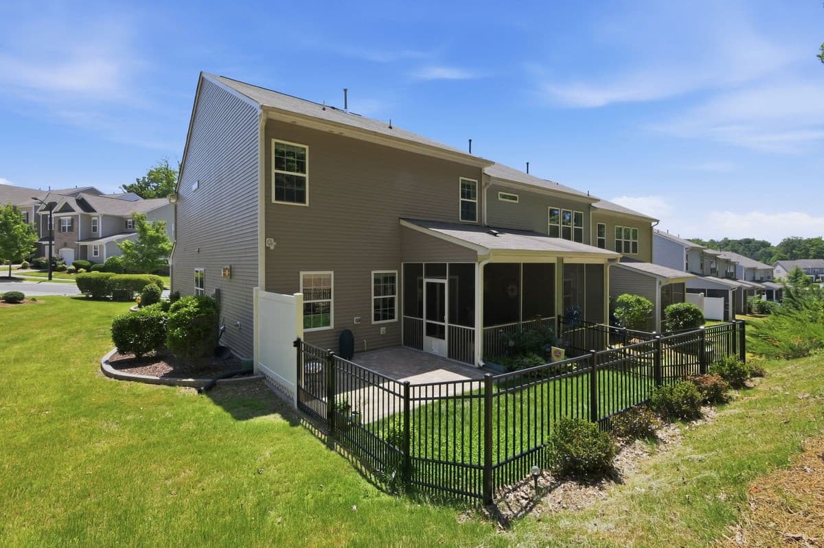 49-web-or-mls-P1135358.jpg - 429 Great Eno Path, Hillsborough, NC 27278, Hillsborough
