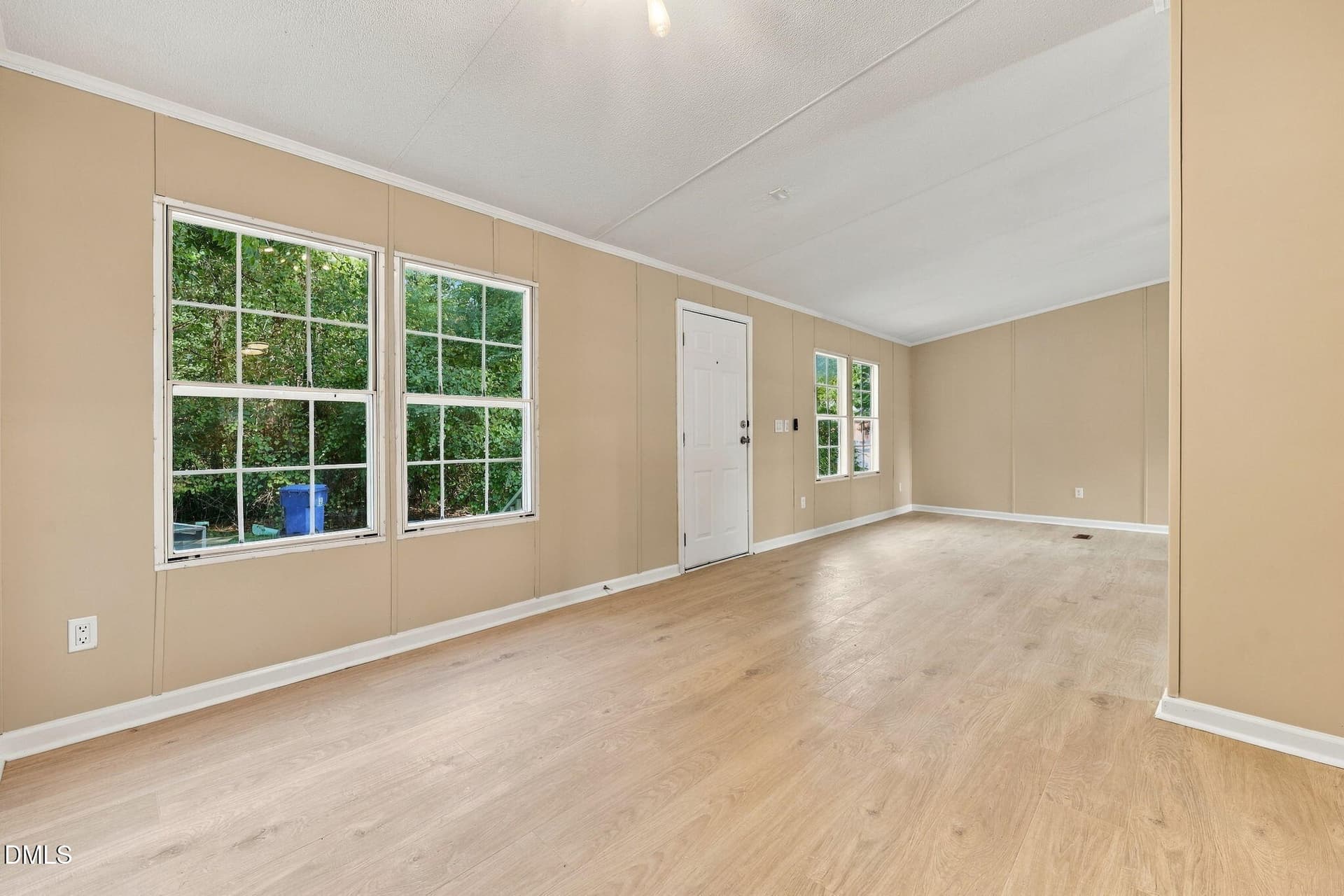 25-web-or-mls-IMG_9393 - 302 Vass Road, Spring Lake, NC 28390