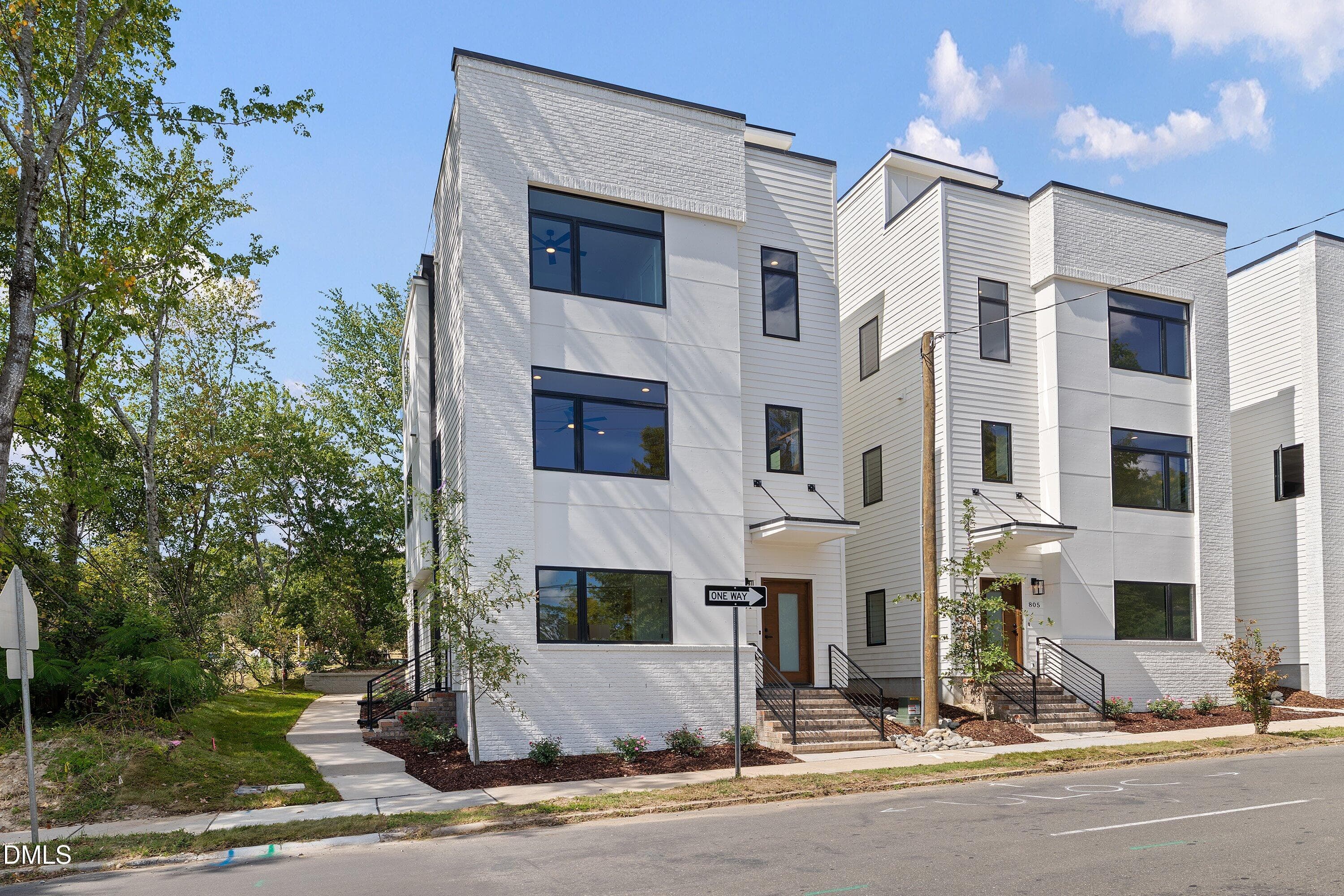 . - 801 N Roxboro Street, Durham, NC 27701