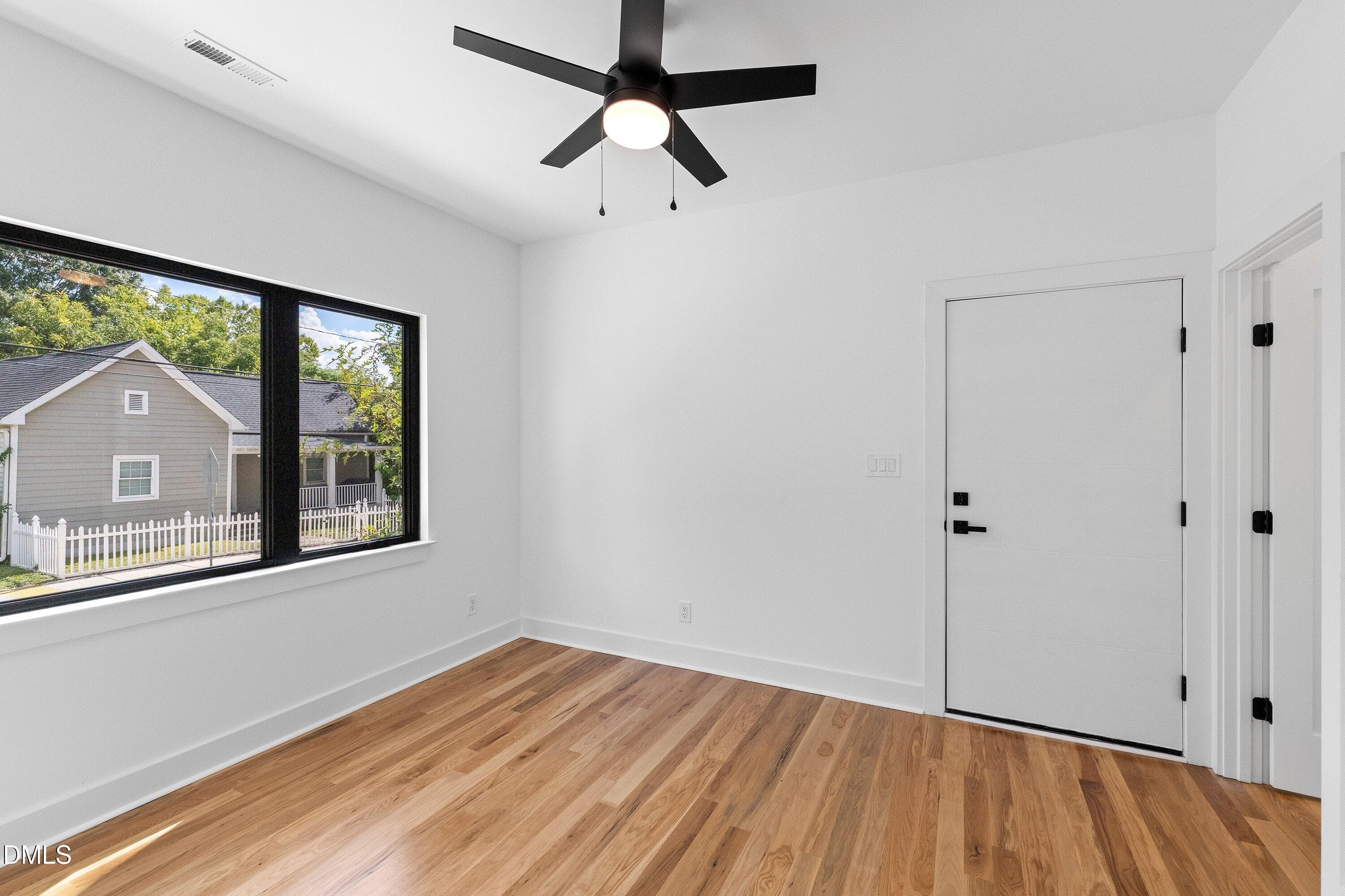 GUEST SUITE - 801 N Roxboro Street, Durham, NC 27701