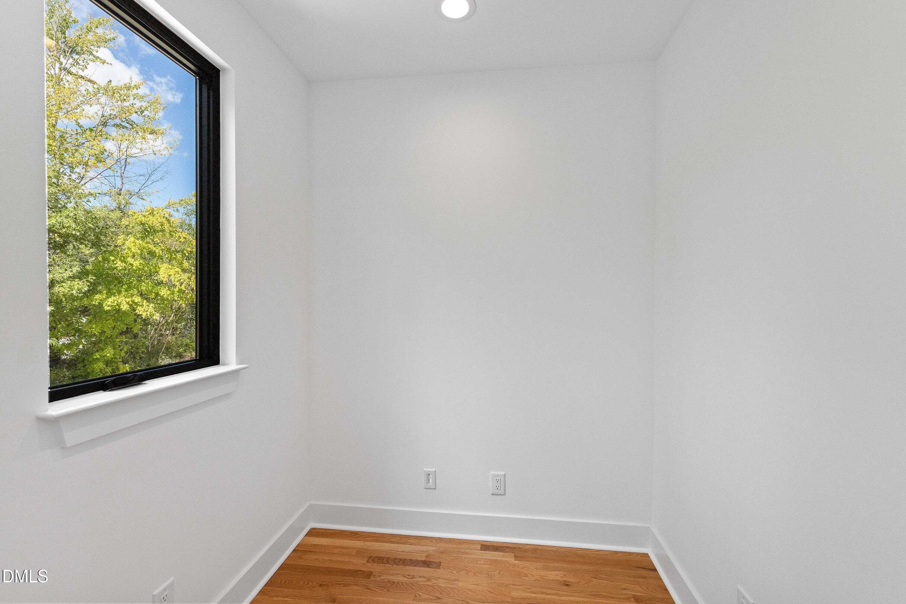 OFFICE - 801 N Roxboro Street, Durham, NC 27701