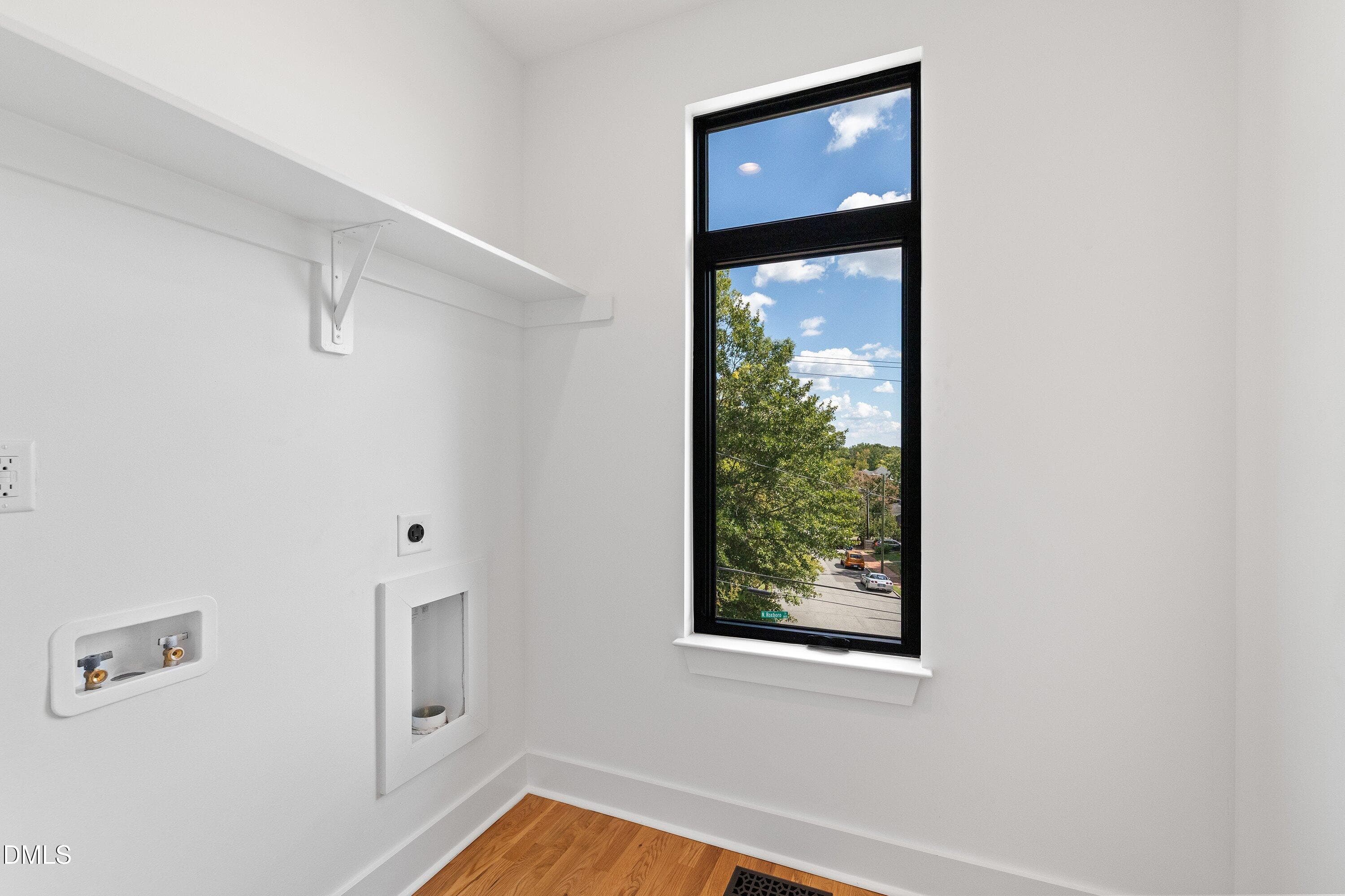 LAUNDRY ROOM - 801 N Roxboro Street, Durham, NC 27701