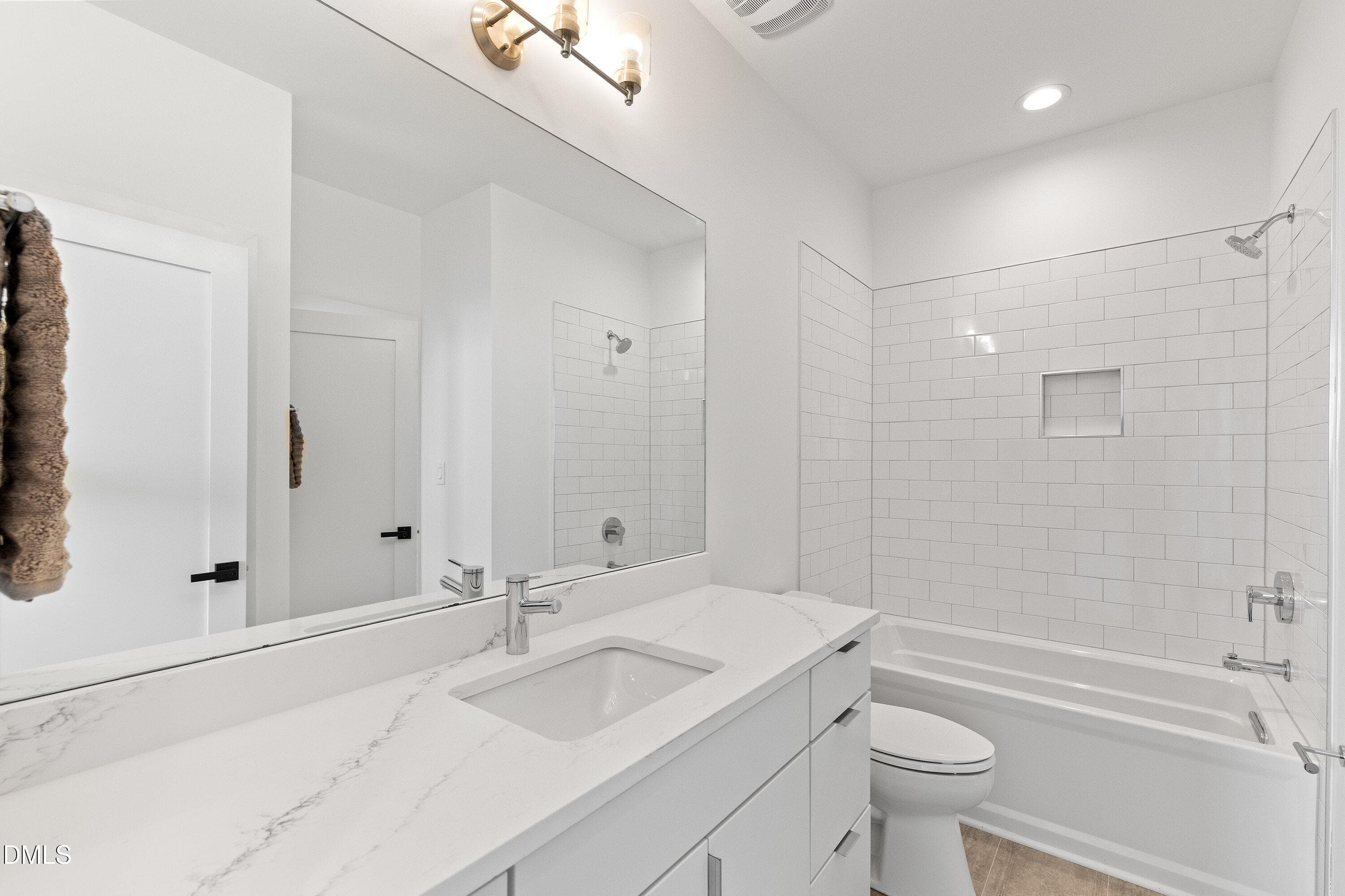 HALL BATHROOM - 801 N Roxboro Street, Durham, NC 27701