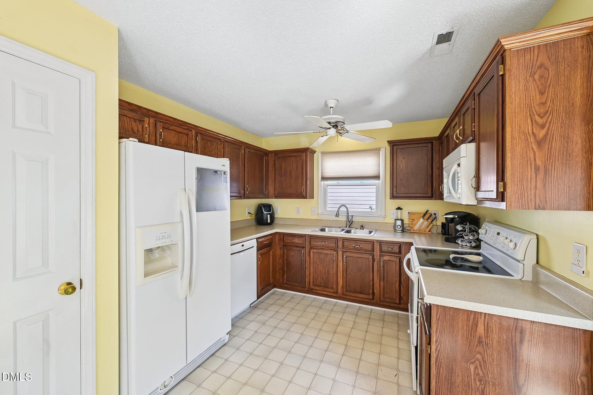 15-web-or-mls-Kronos Ln-S0110-015 - 115 Kronos Lane, Cary, NC 27513